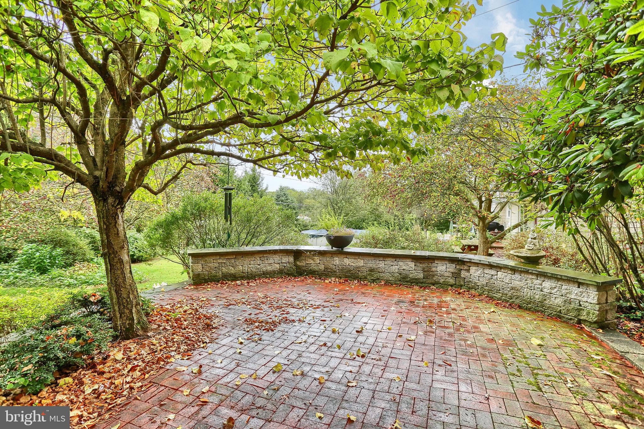 KIMBERLY MEADOWS - Residential