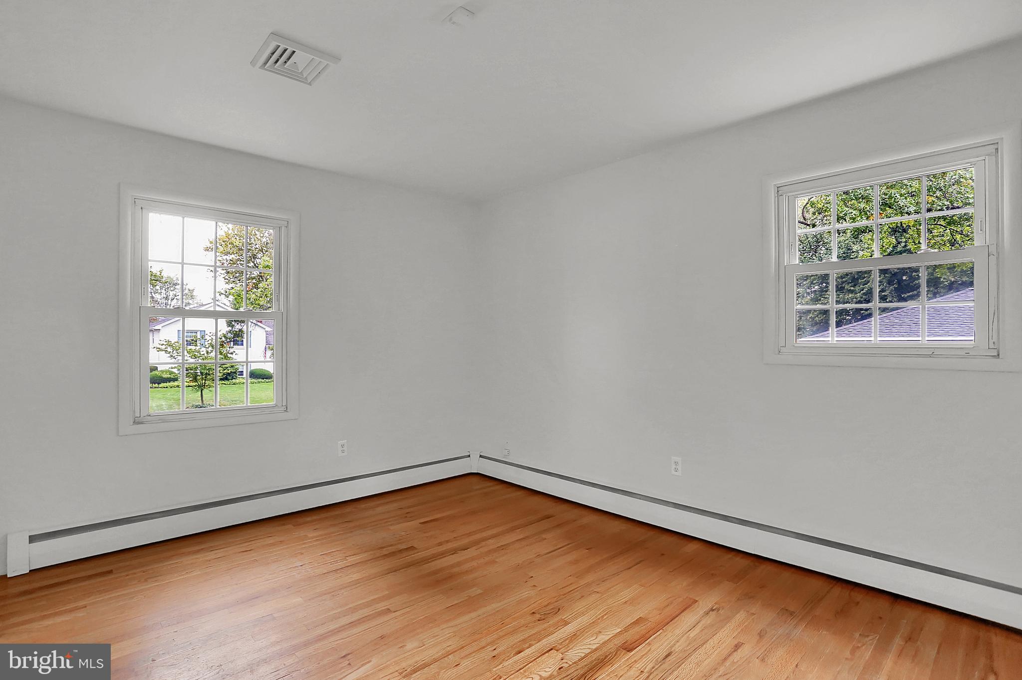 KIMBERLY MEADOWS - Residential