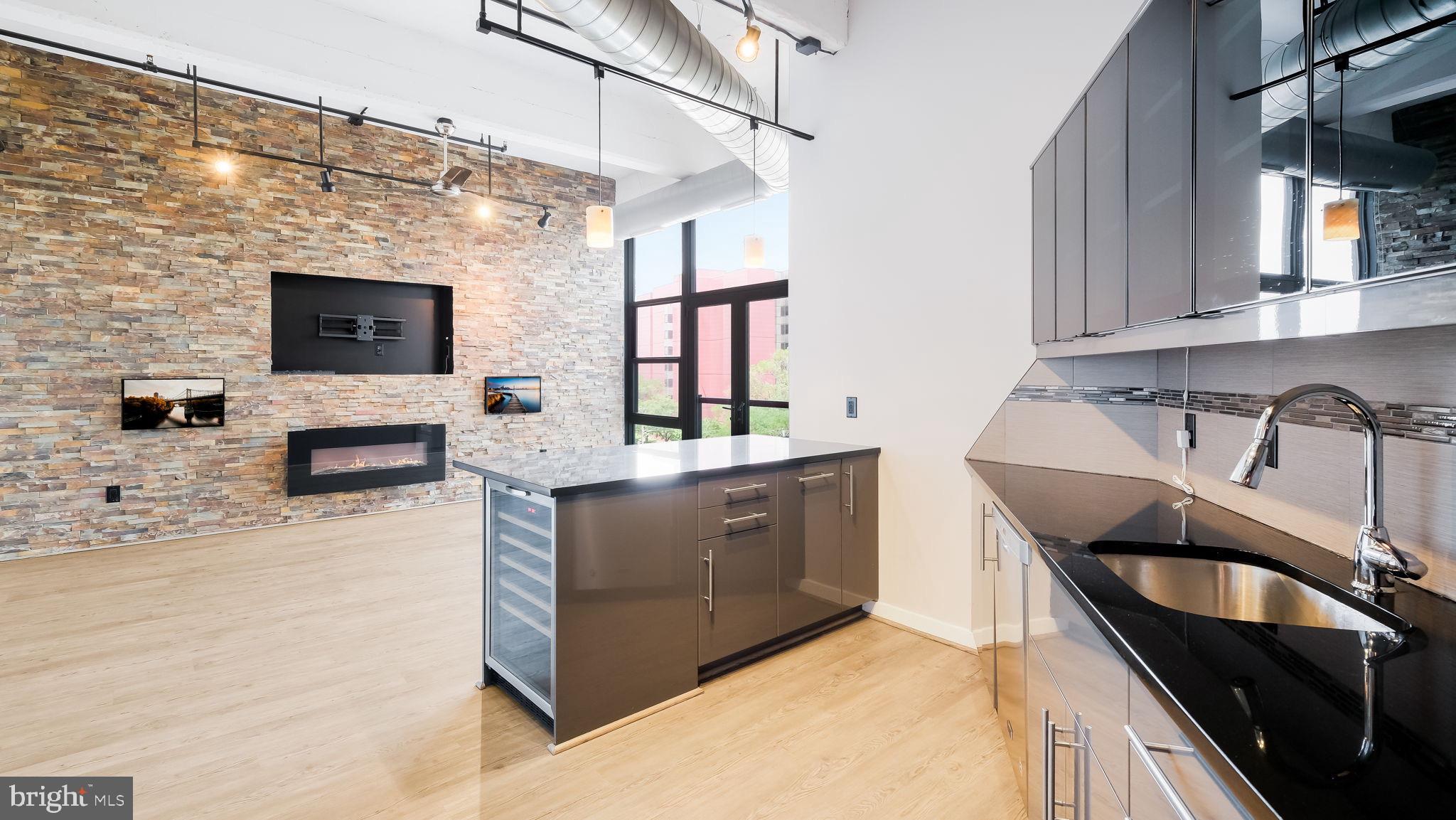 444 N 4TH STREET 517