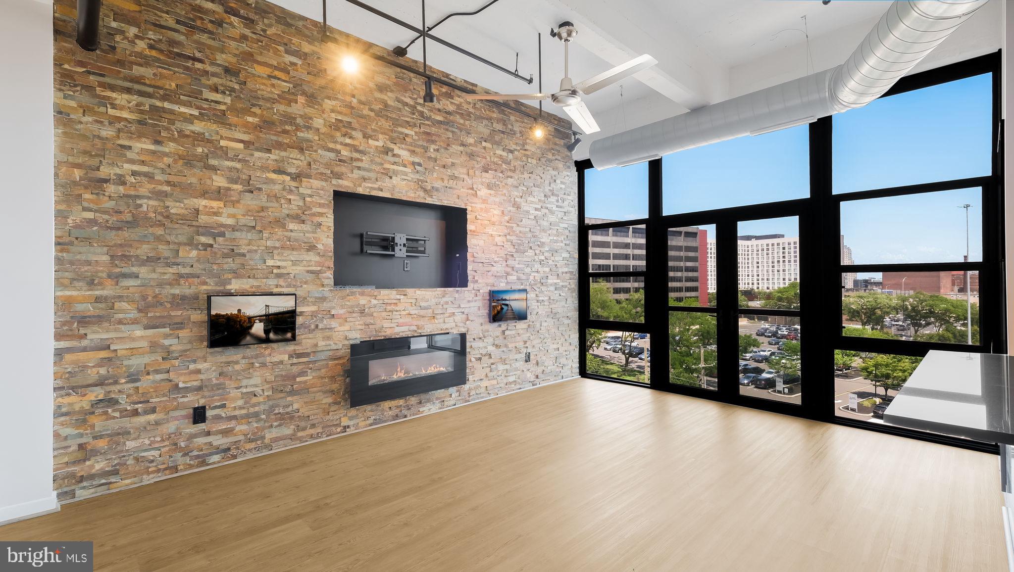 444 N 4TH STREET 517