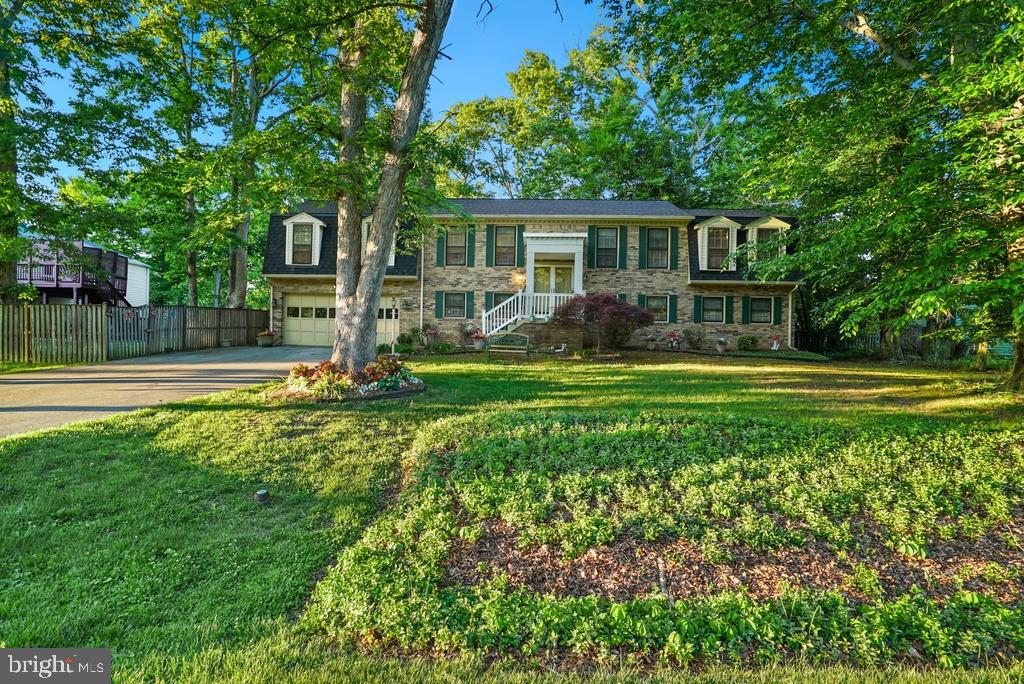 3140 APPLE CREEK LANE