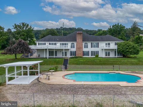540 HAIN ROAD SINKING SPRING PA 19608