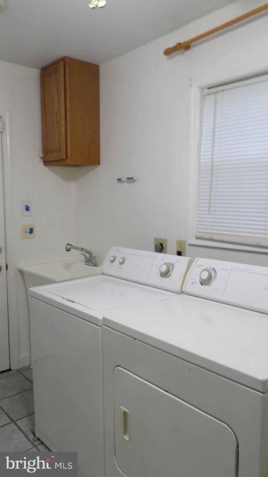 BLUFF POINT - Residential