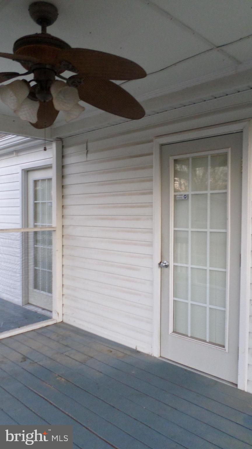 BLUFF POINT - Residential