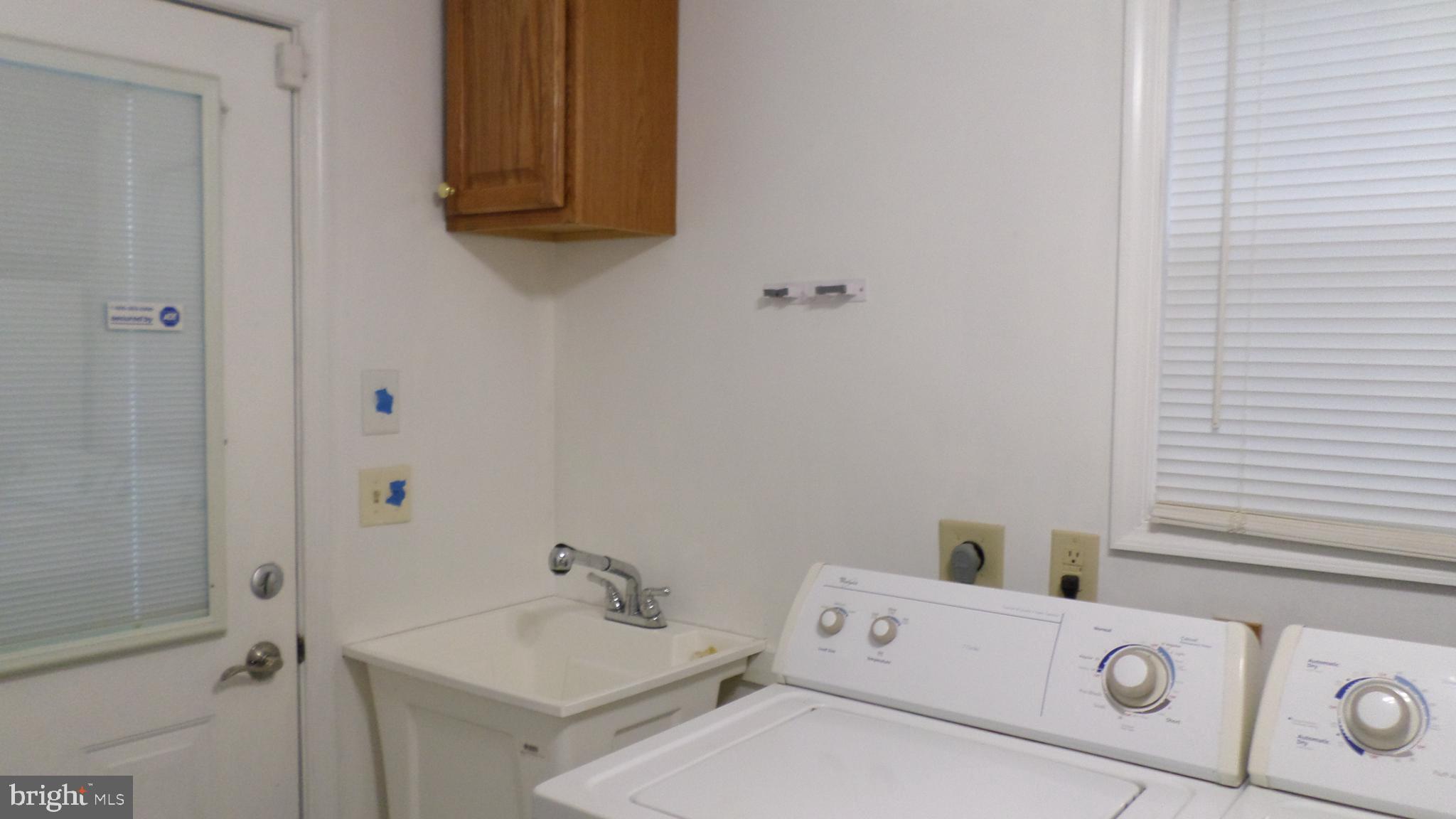 BLUFF POINT - Residential