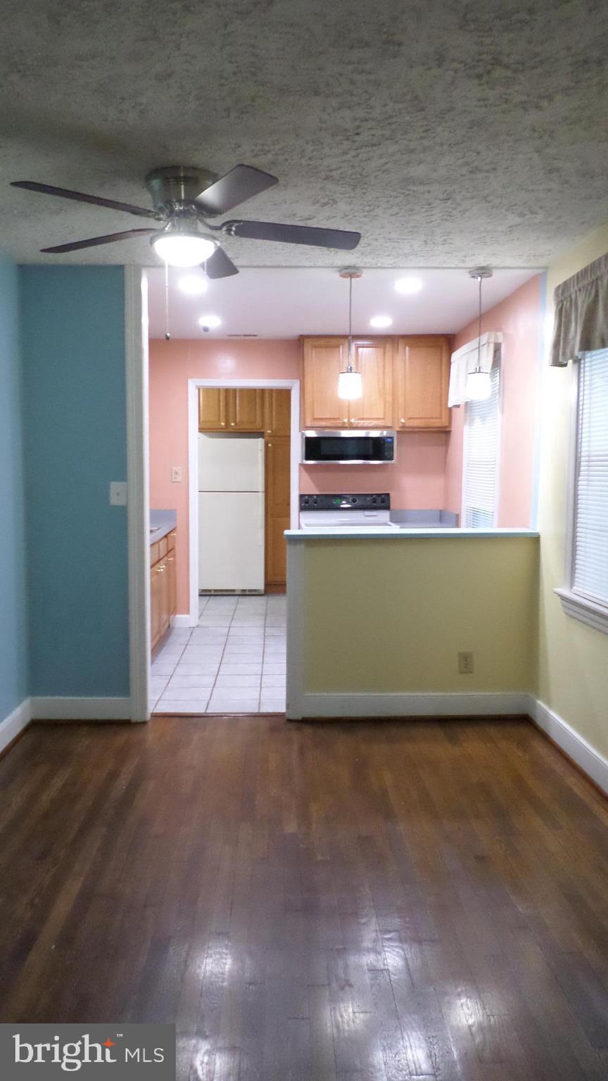 BLUFF POINT - Residential