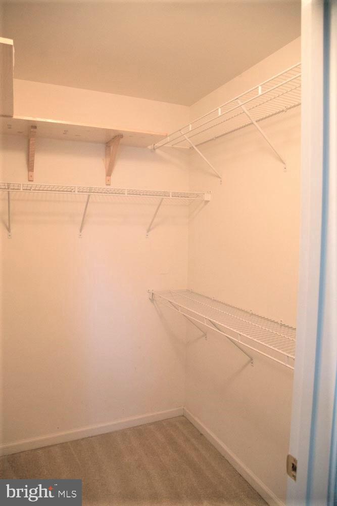 SKYVIEW PARK - Residential Lease