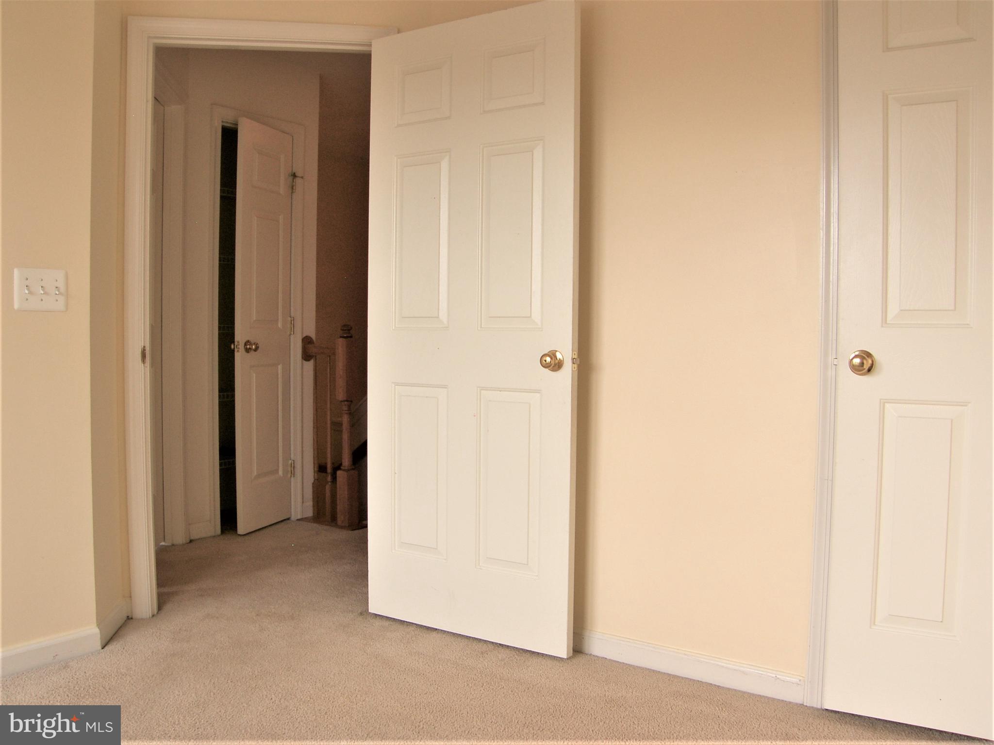 SKYVIEW PARK - Residential Lease