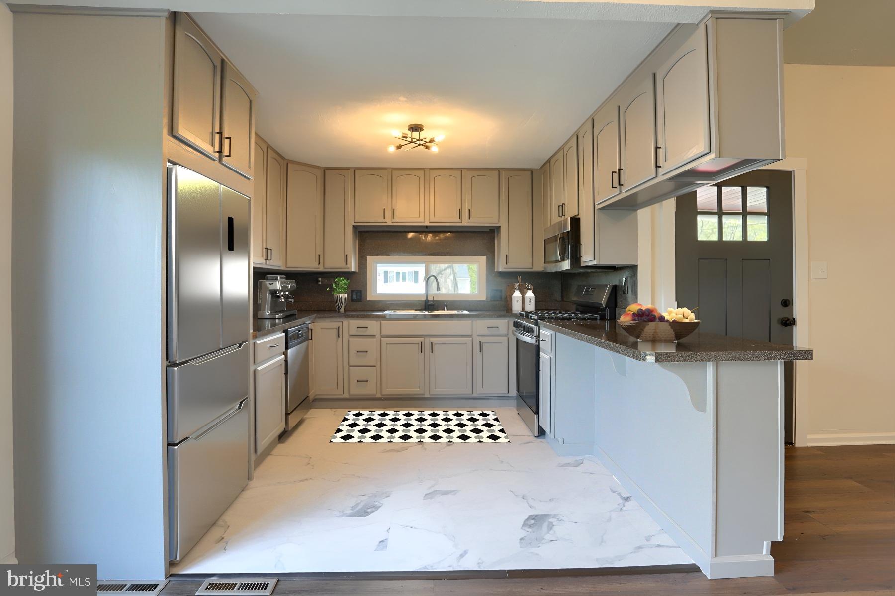 714 EDISON ROAD