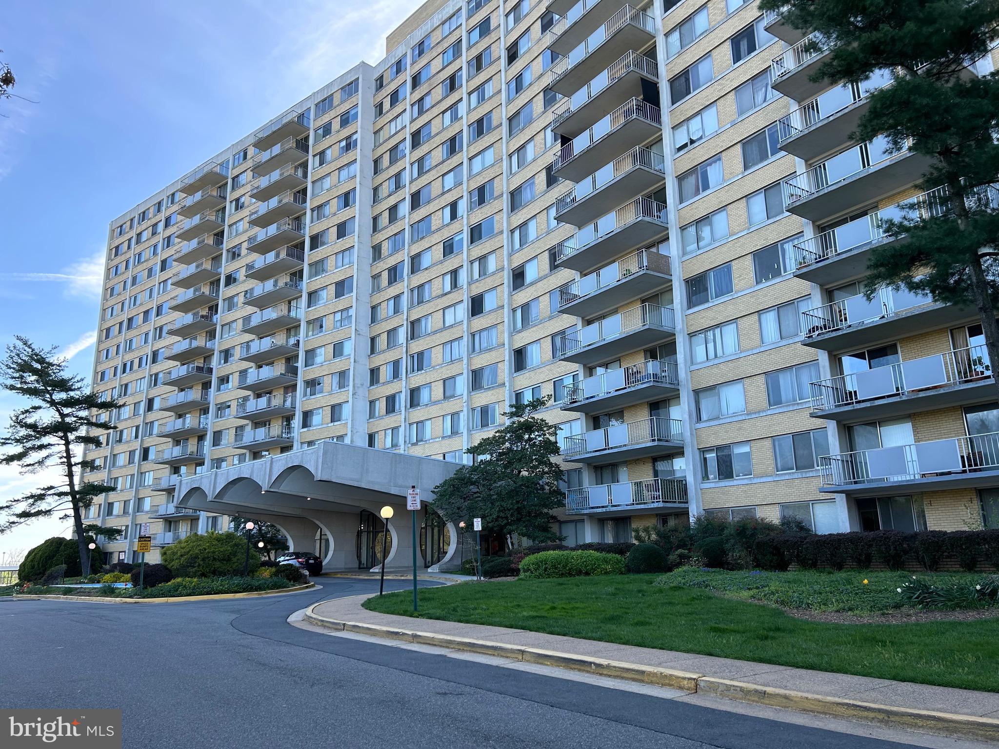 301 N BEAUREGARD STREET 905