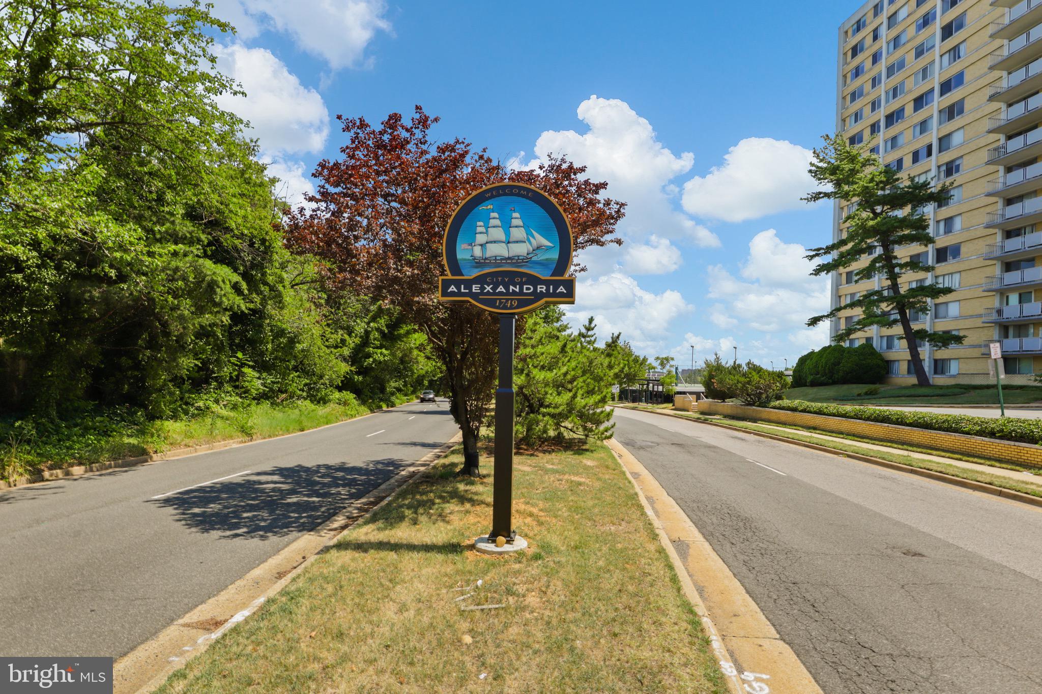 301 N BEAUREGARD STREET 905