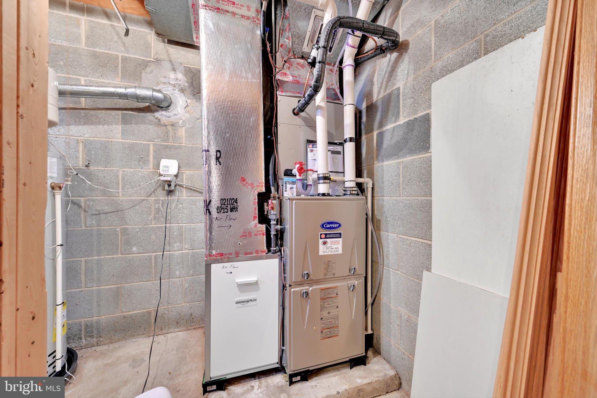 COLONY PARK - Residential