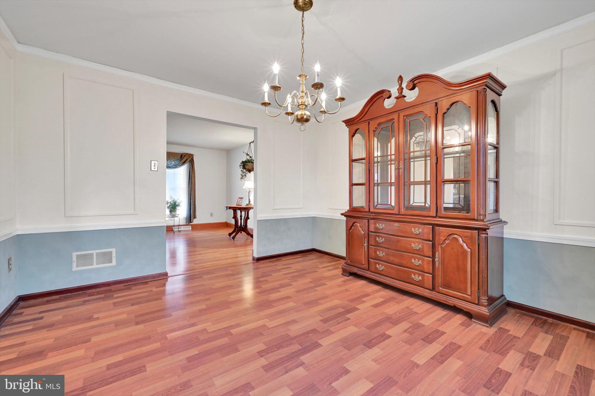 COLONY PARK - Residential