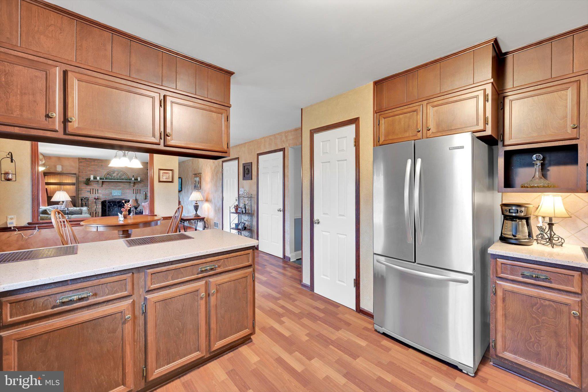 COLONY PARK - Residential