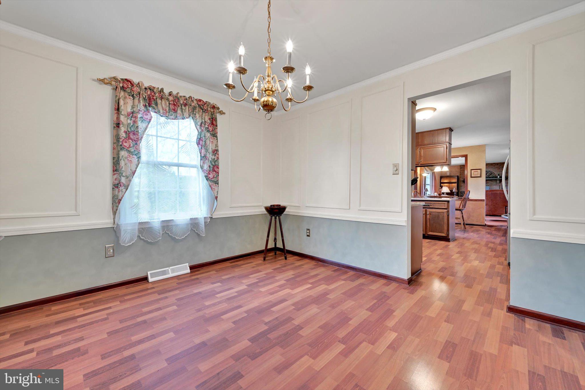 COLONY PARK - Residential