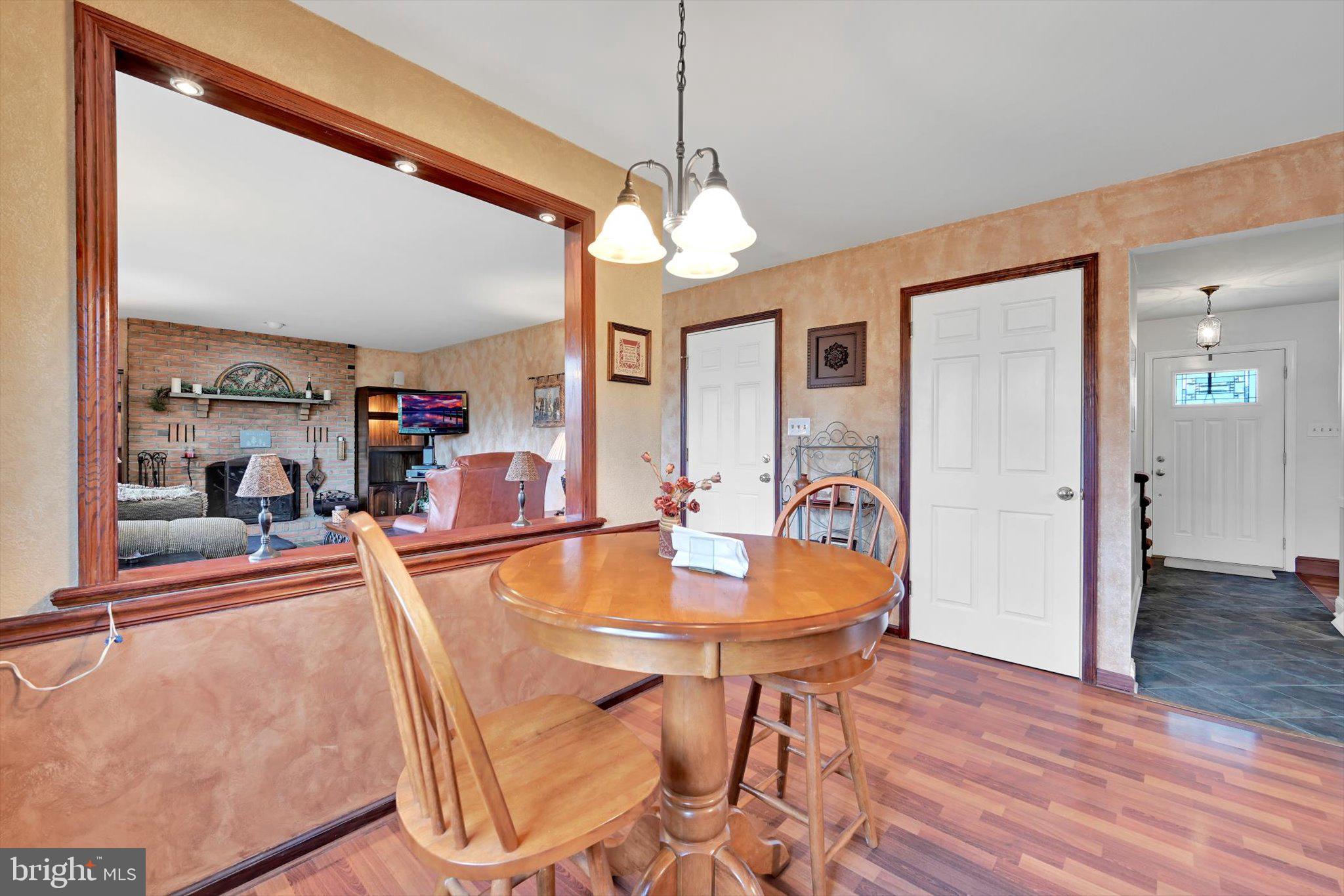 COLONY PARK - Residential