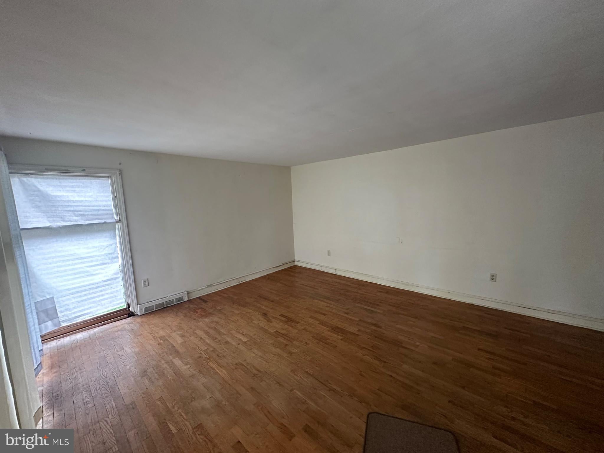 214 MOLDEN DRIVE