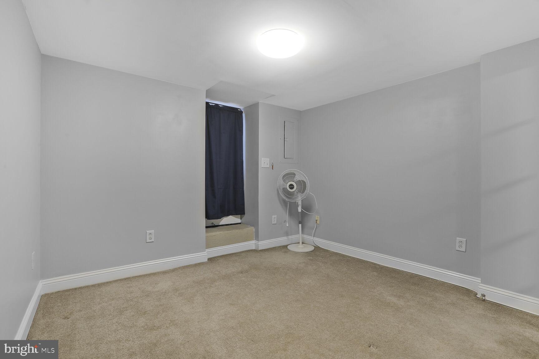 HIGHLANDTOWN - Residential Lease