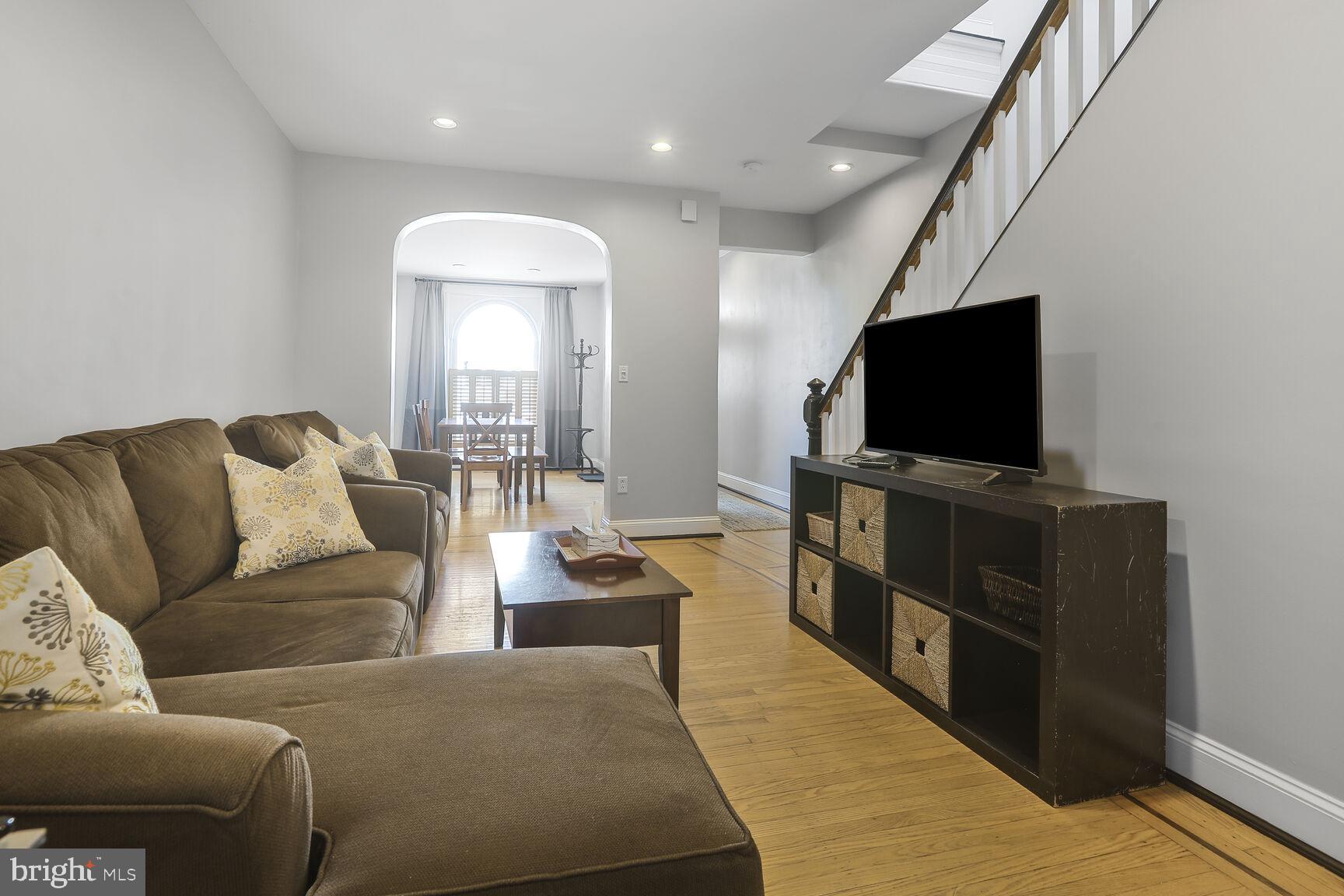 HIGHLANDTOWN - Residential Lease