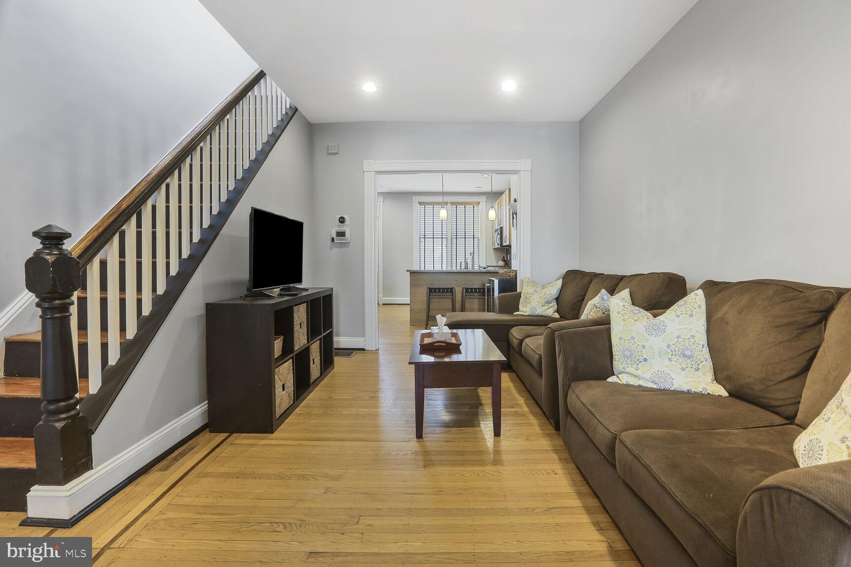 HIGHLANDTOWN - Residential Lease