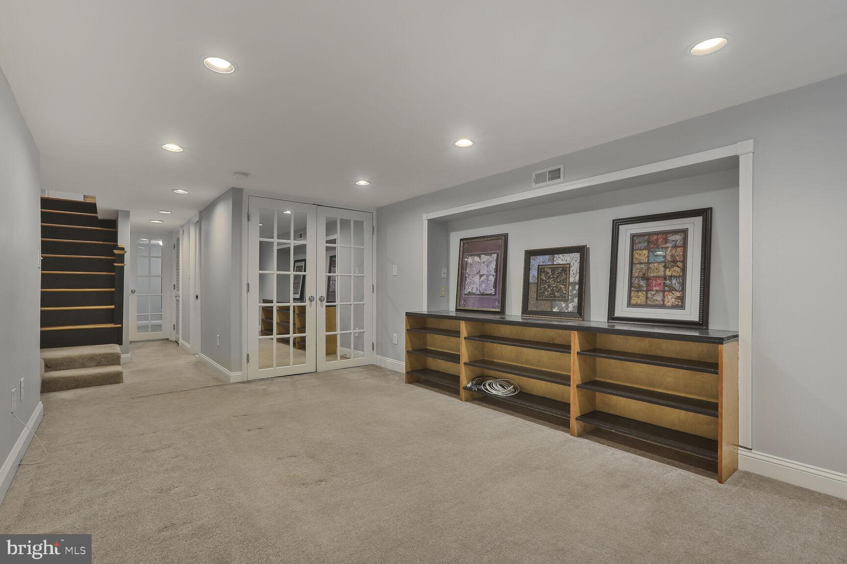 HIGHLANDTOWN - Residential Lease