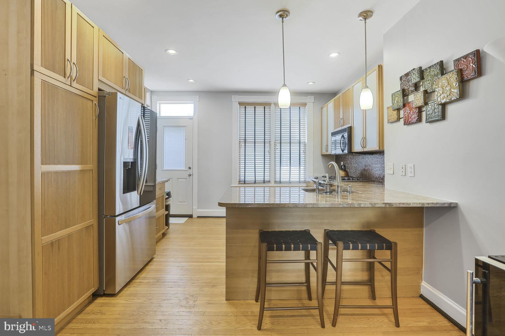 HIGHLANDTOWN - Residential Lease