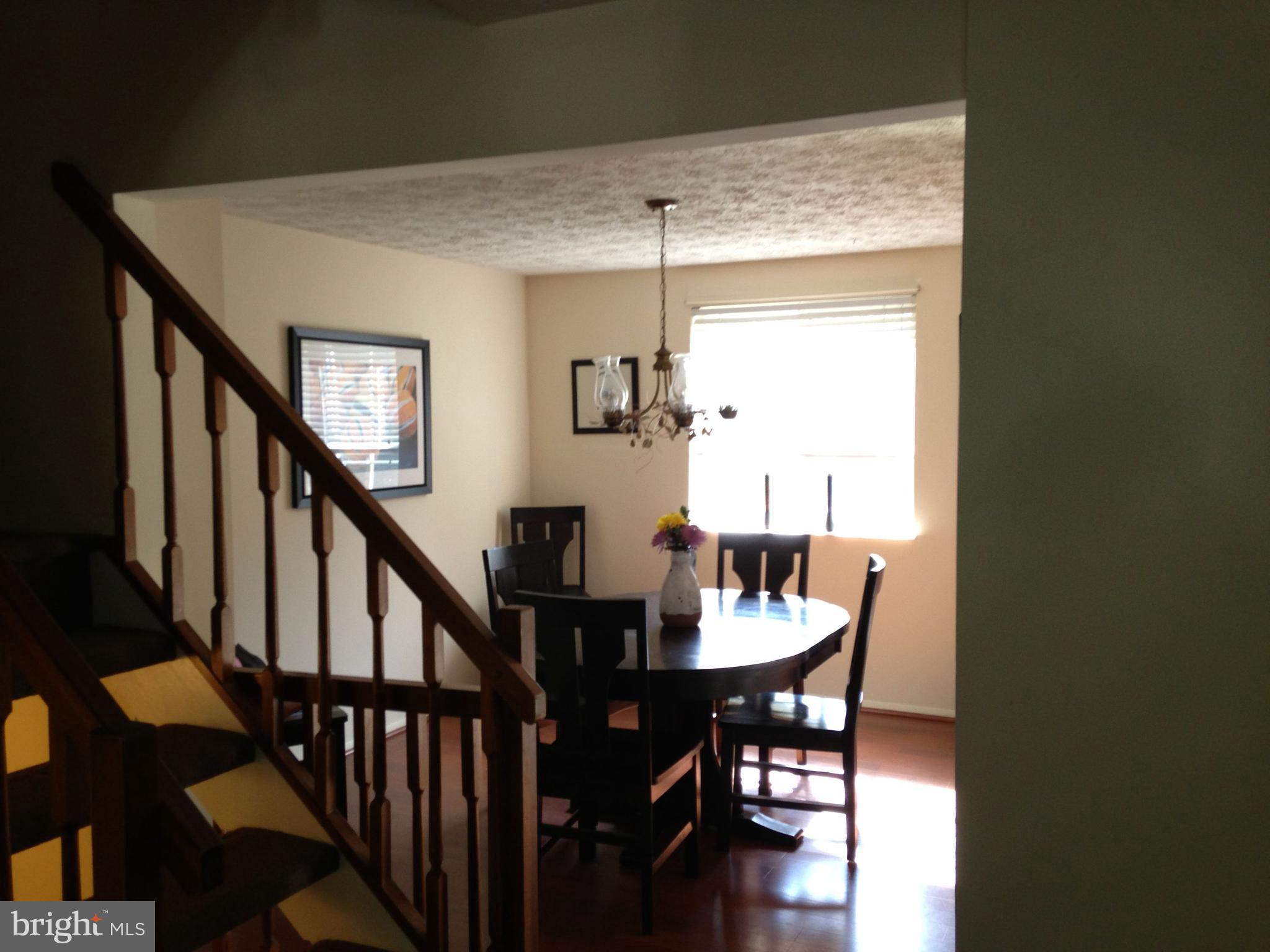 COURTS OF TYSONS - Residential Lease