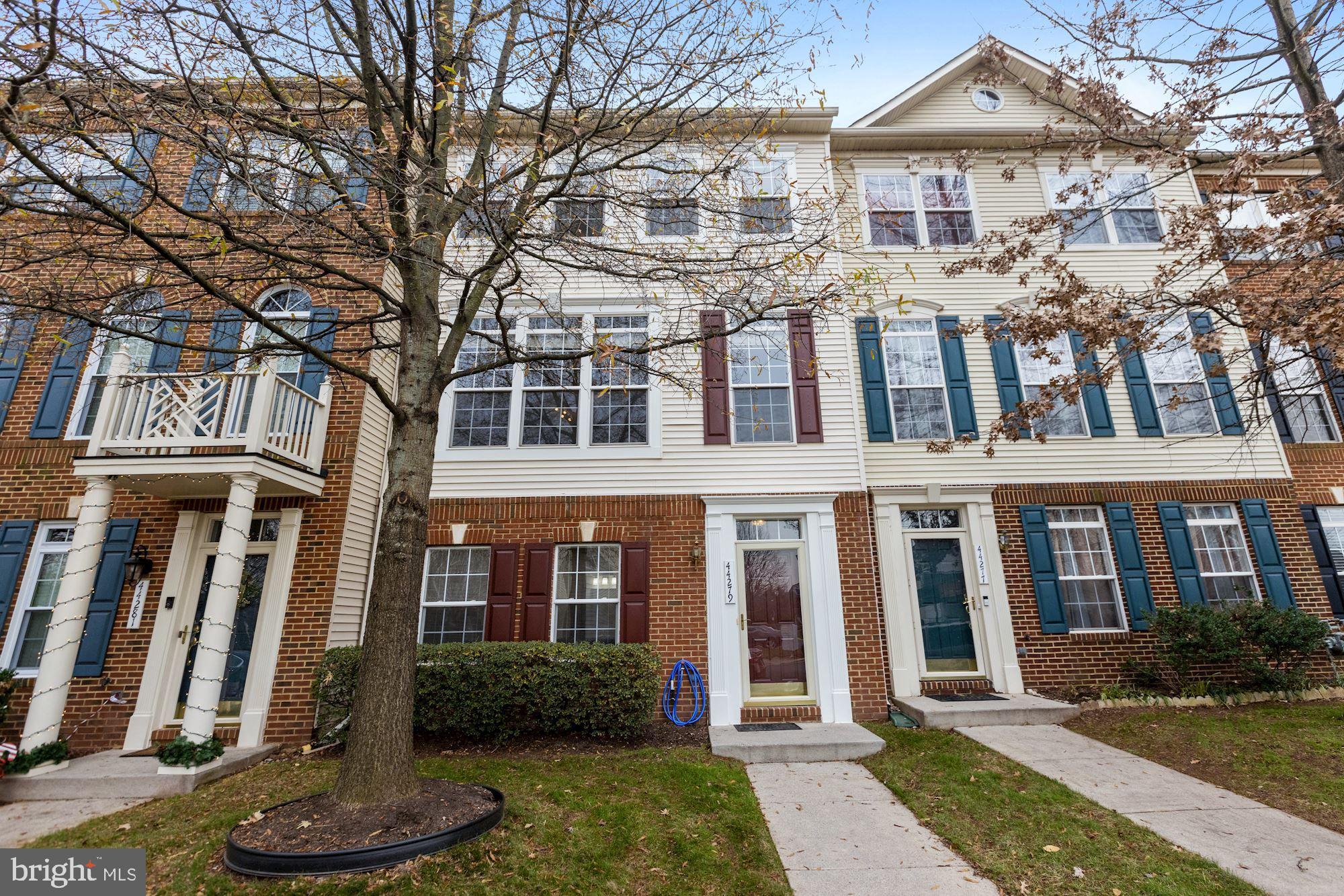 ASHBROOK - Residential