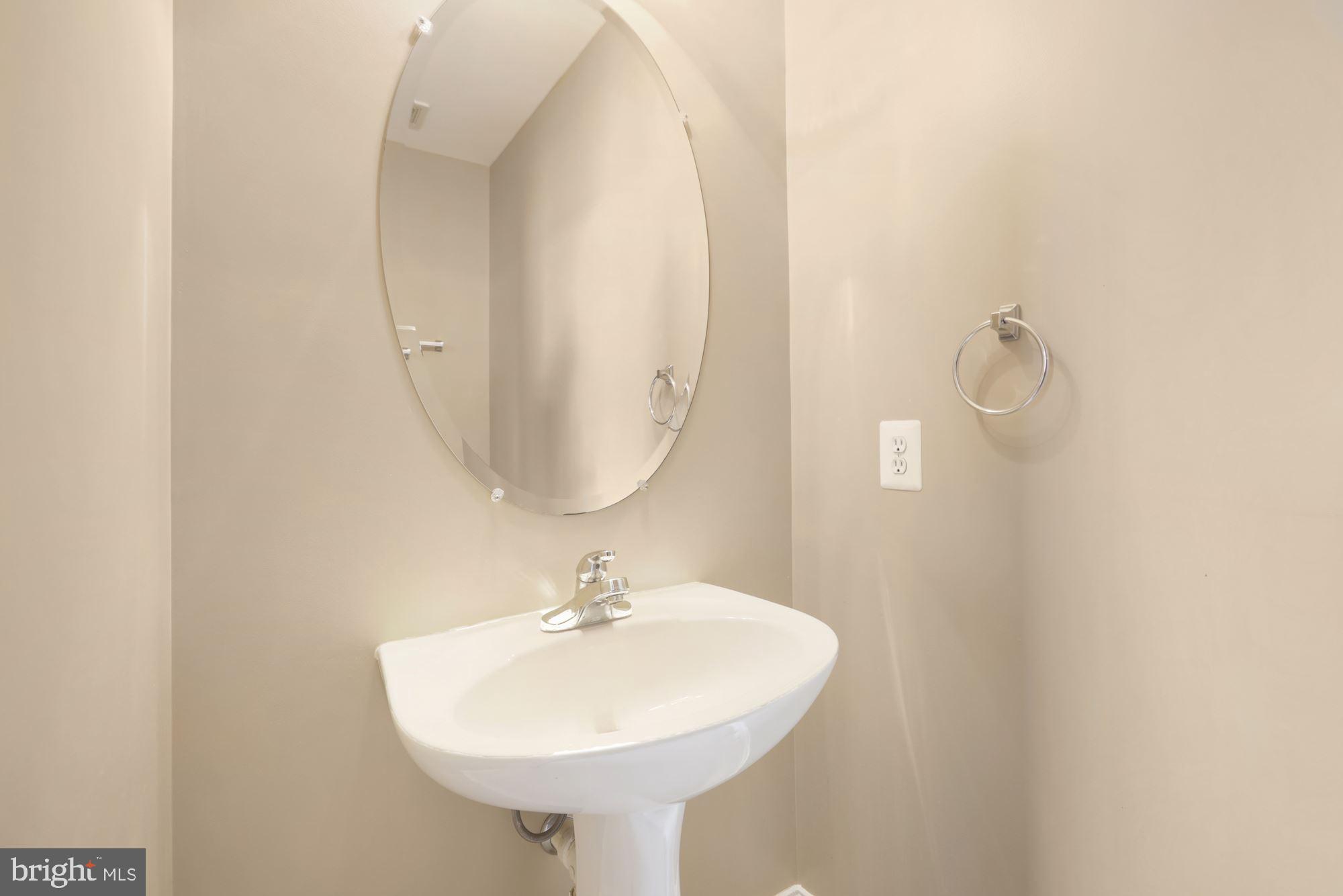 ASHBROOK - Residential