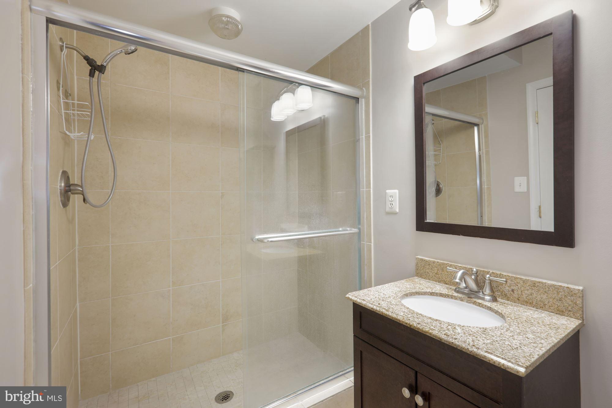 ASHBROOK - Residential