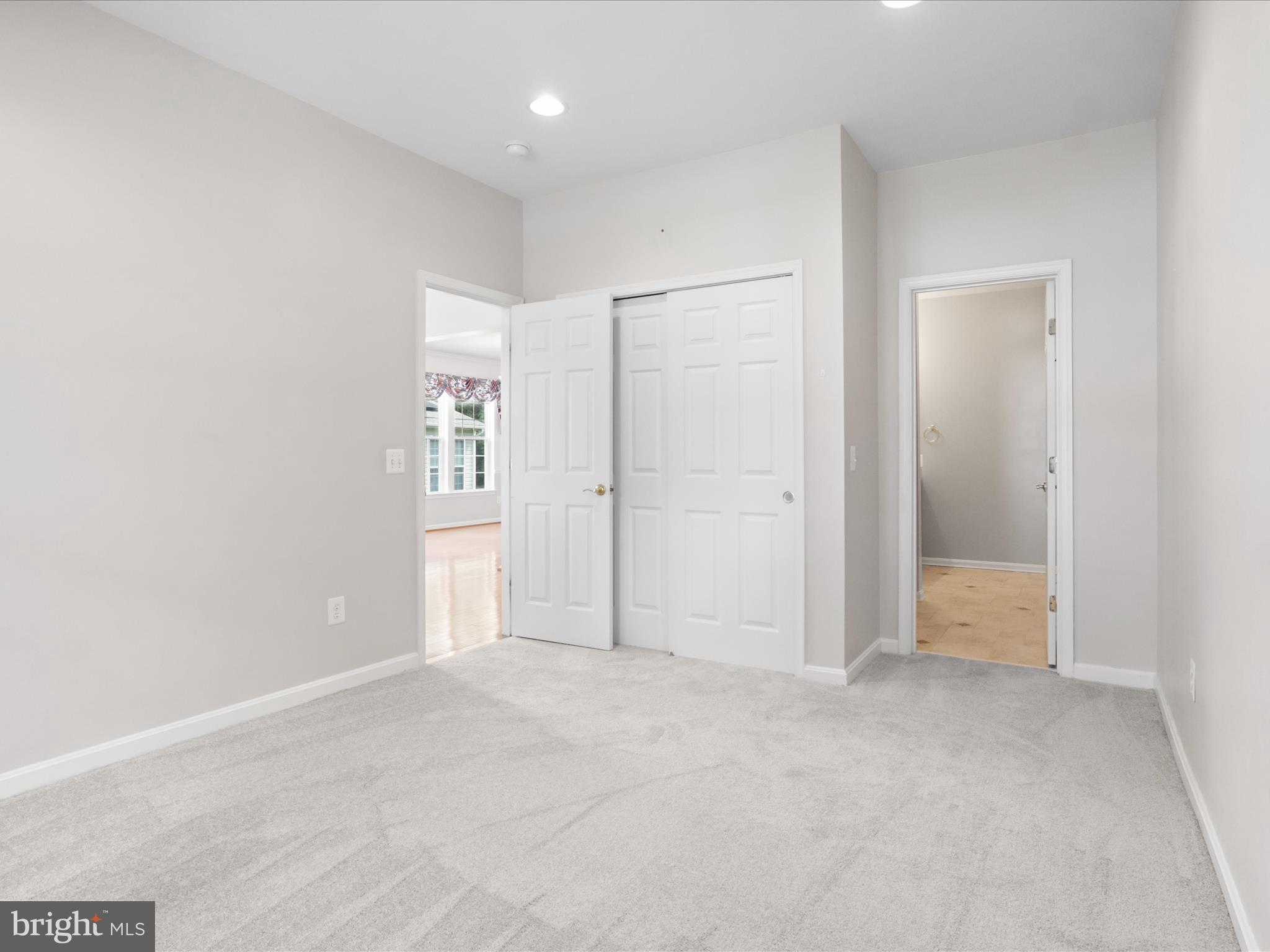 FOUR SEASONS AT HISTORIC VA - Residential