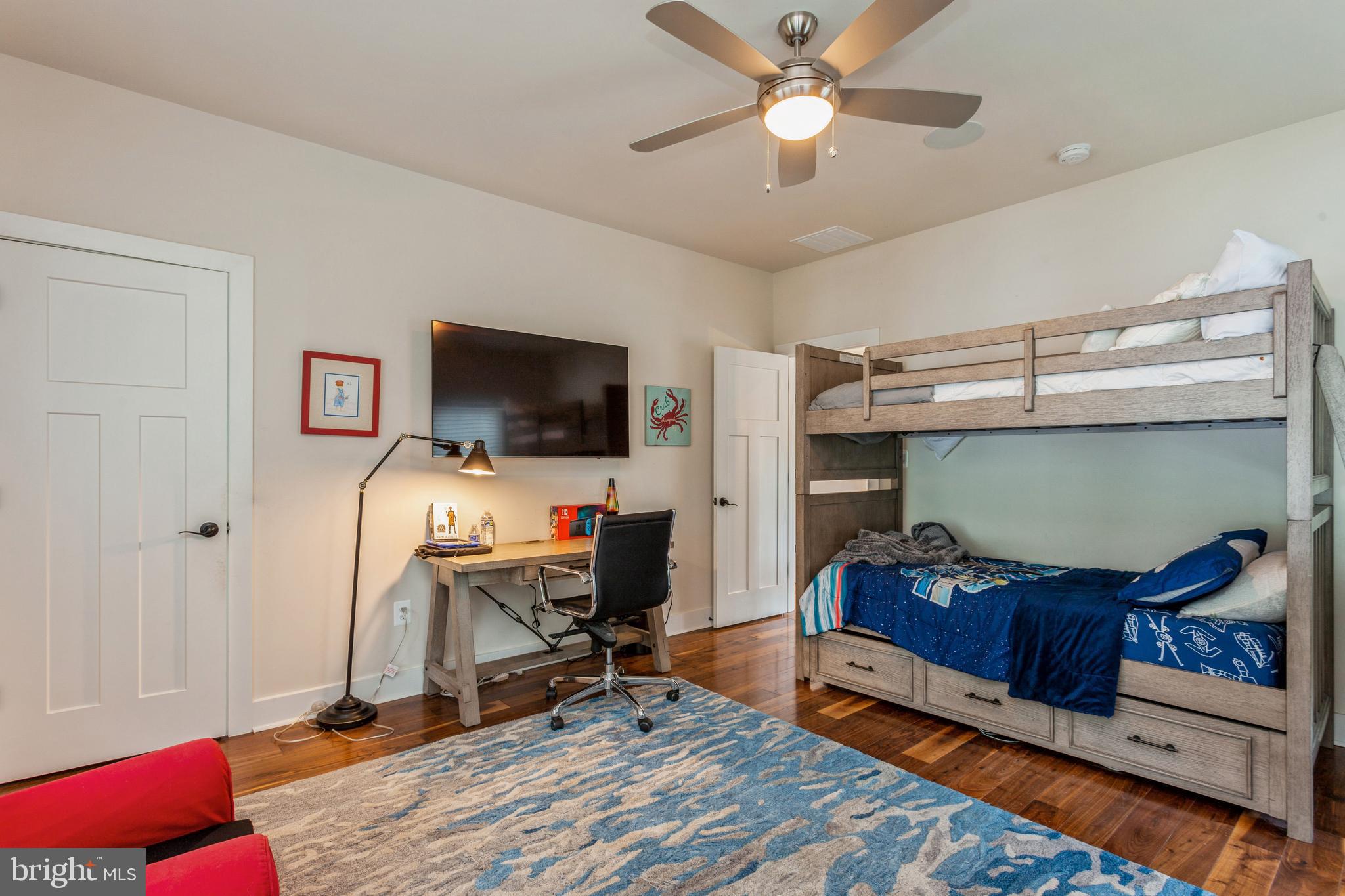 MAGOTHY BEACH - Residential