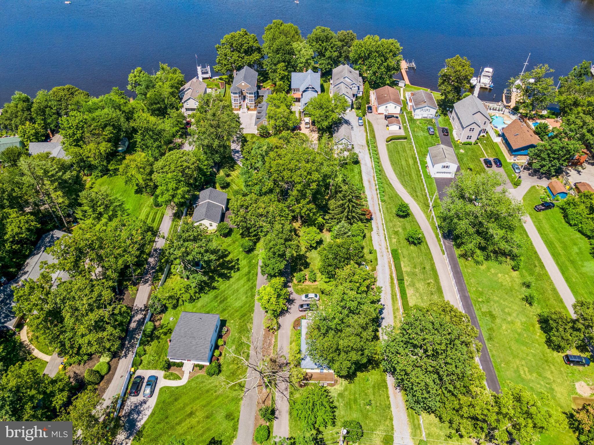 MAGOTHY BEACH - Residential