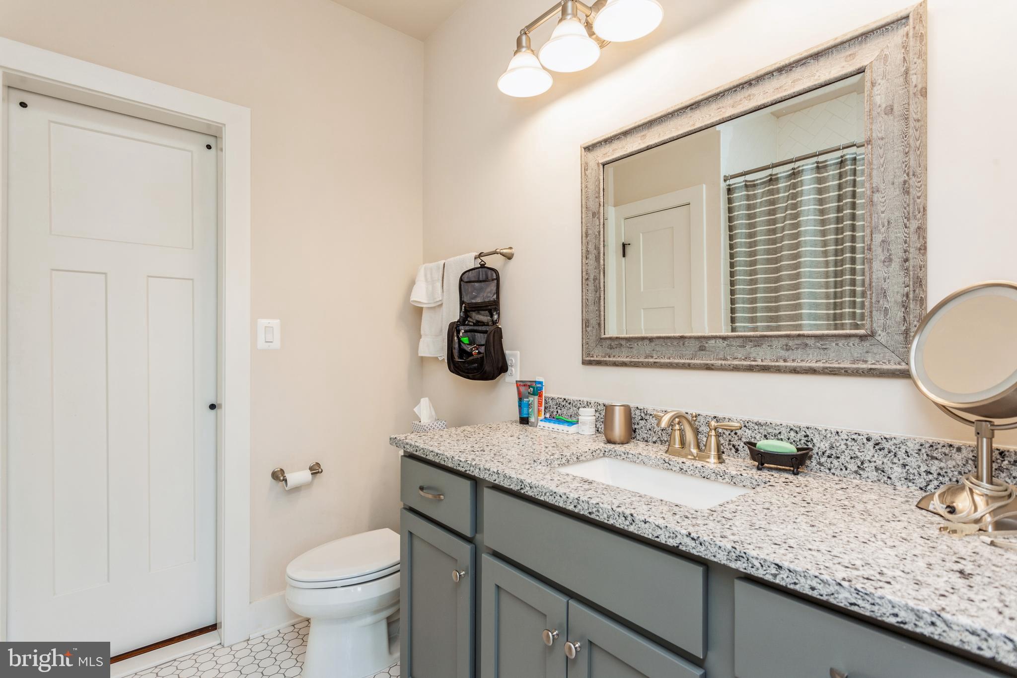 MAGOTHY BEACH - Residential