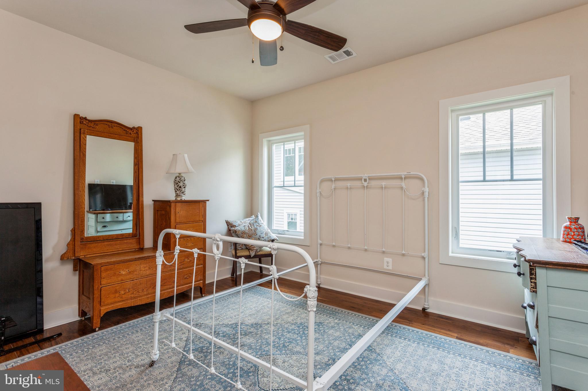 MAGOTHY BEACH - Residential