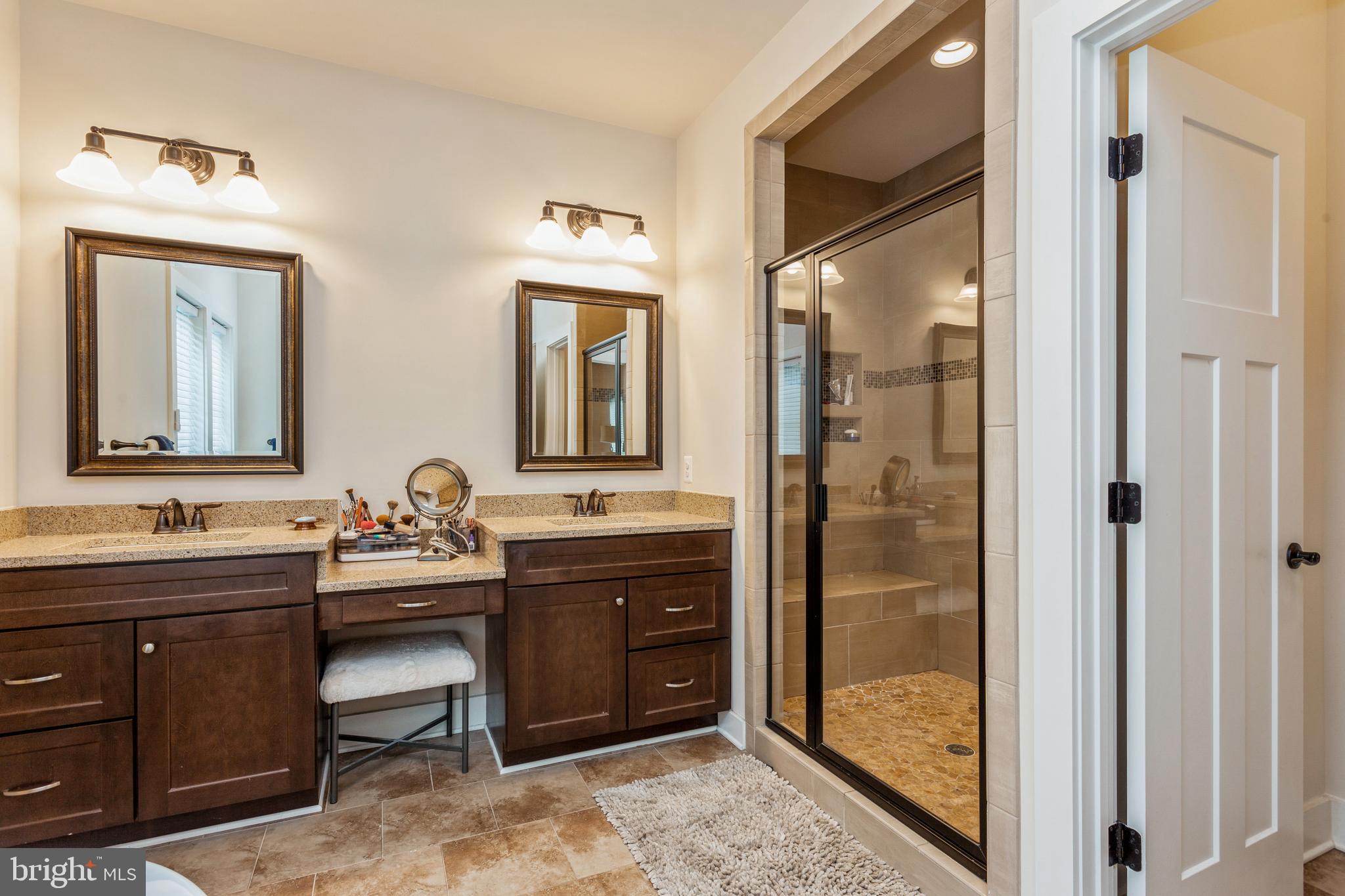 MAGOTHY BEACH - Residential