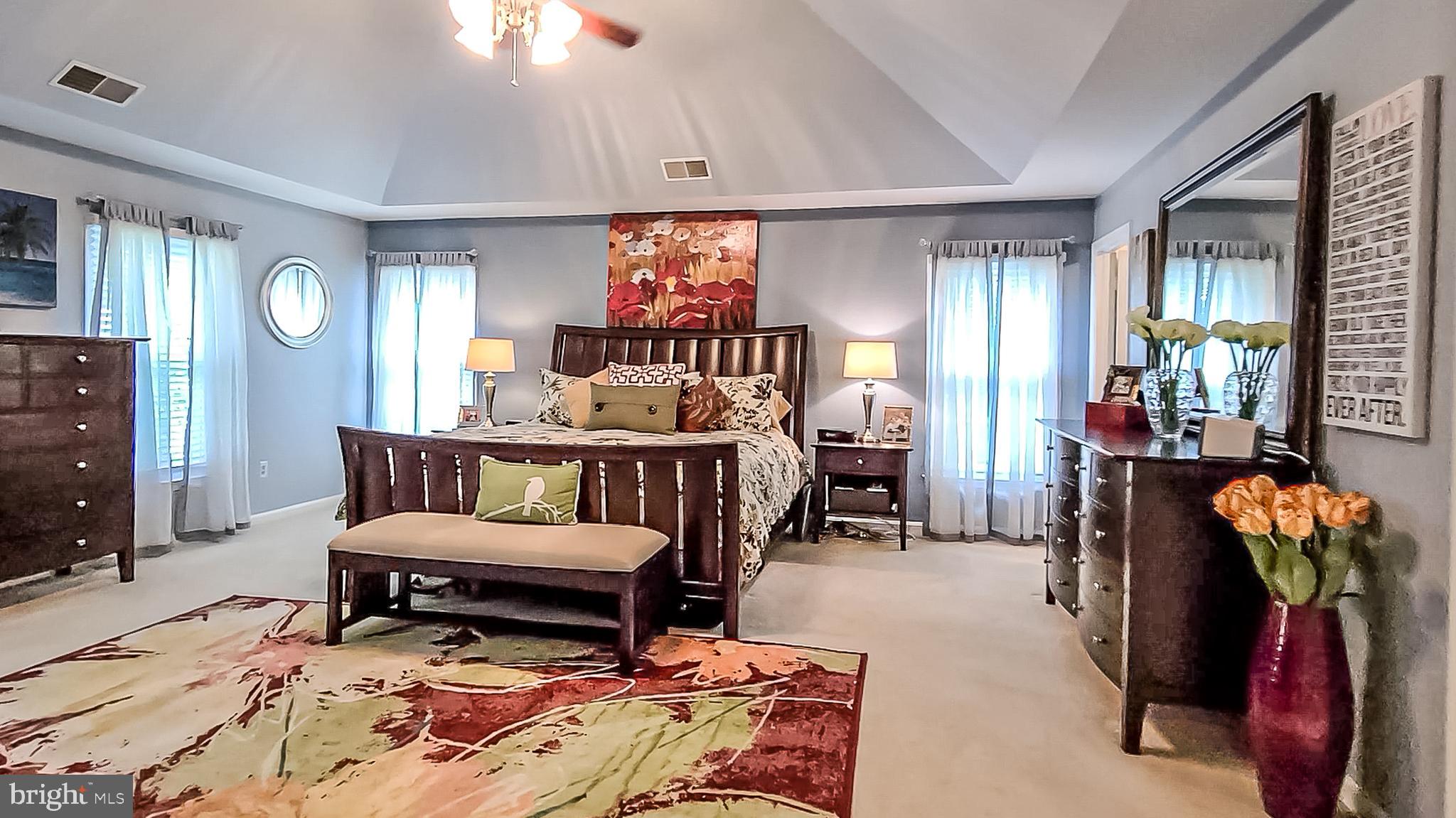 CROSSPOINTE - Residential