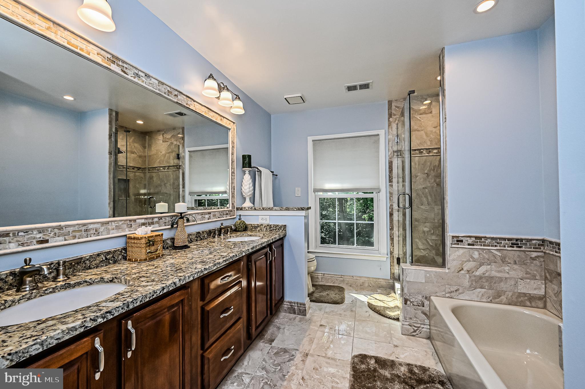 CROSSPOINTE - Residential