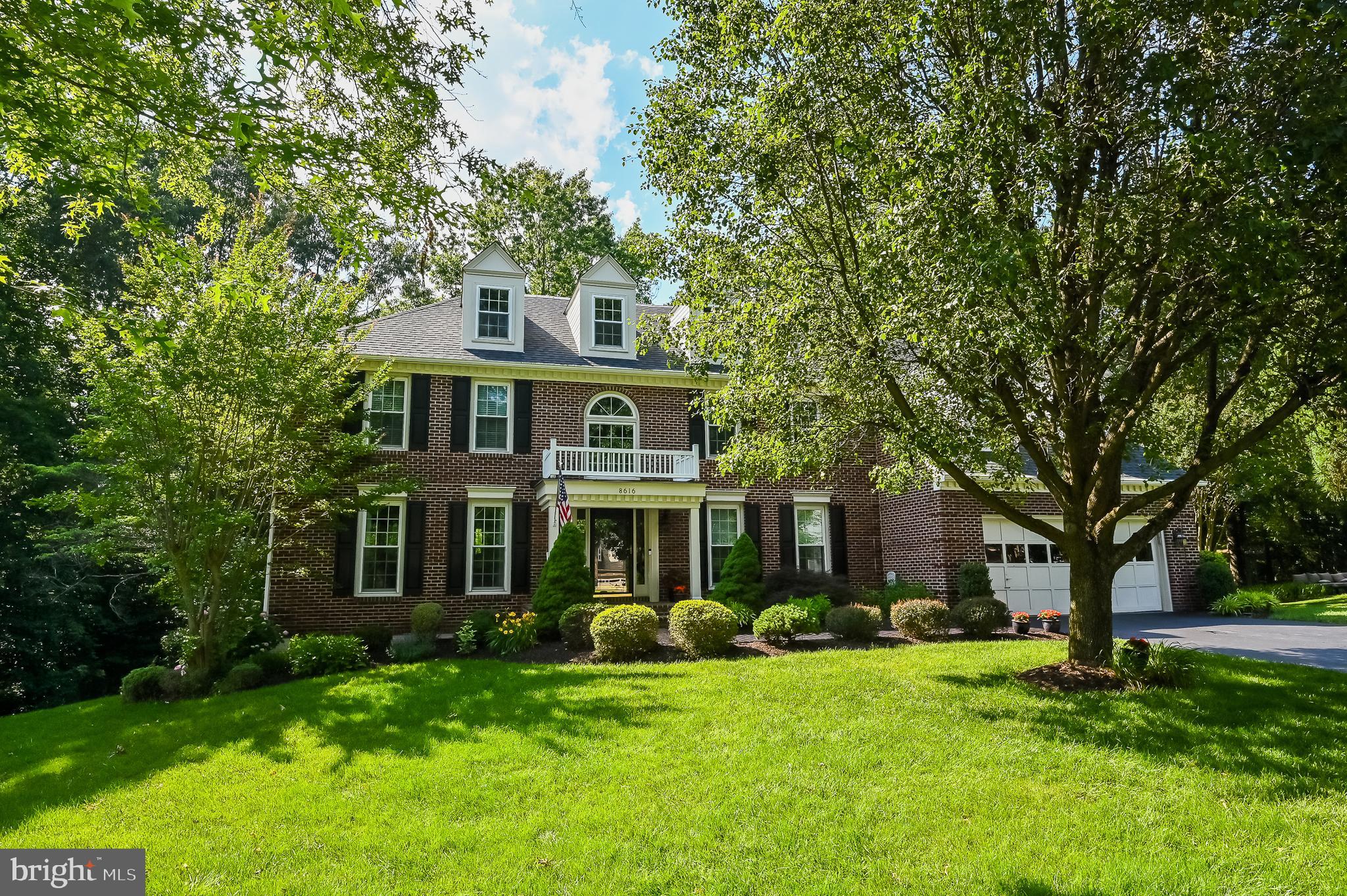 CROSSPOINTE - Residential