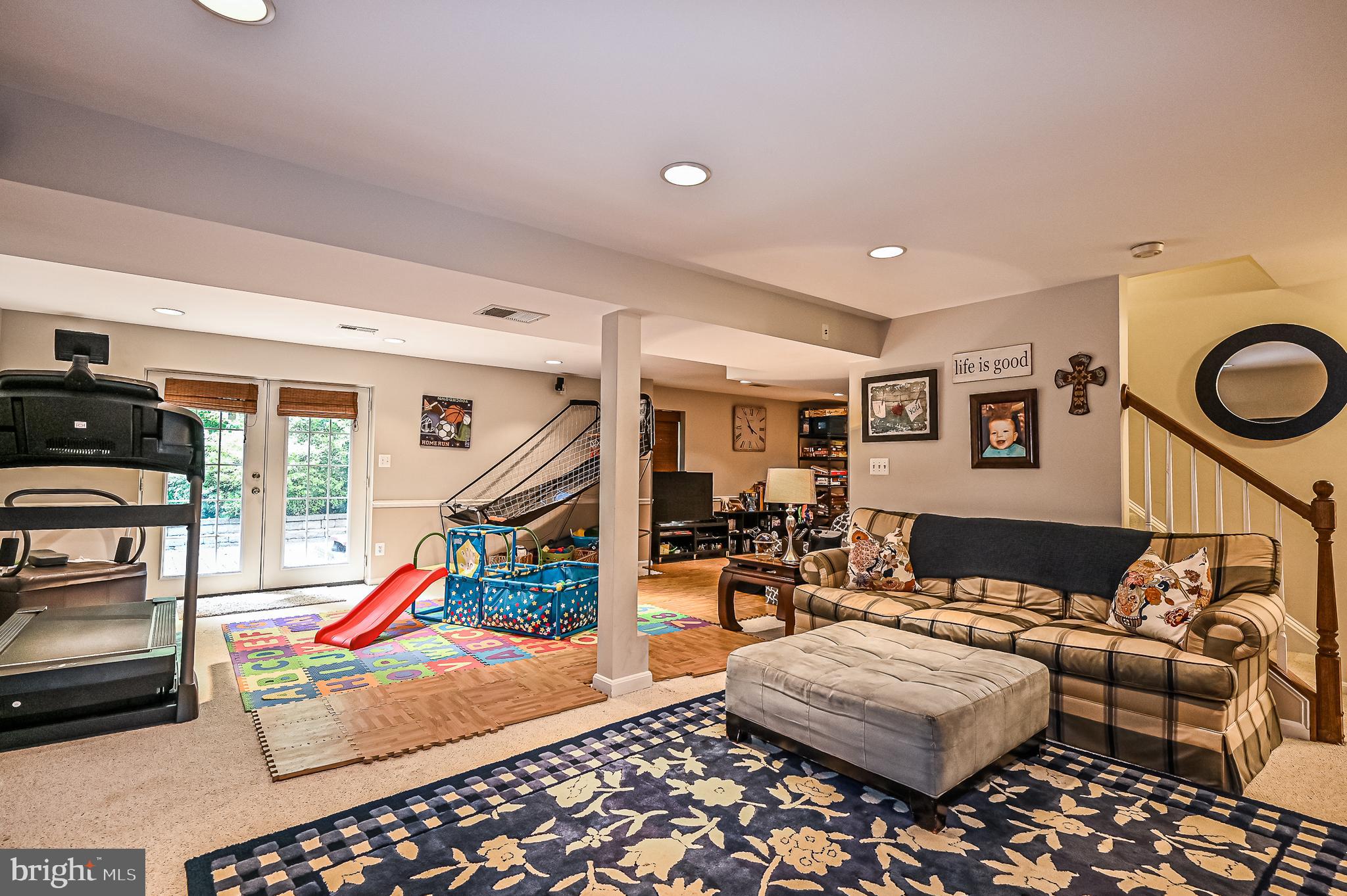 CROSSPOINTE - Residential