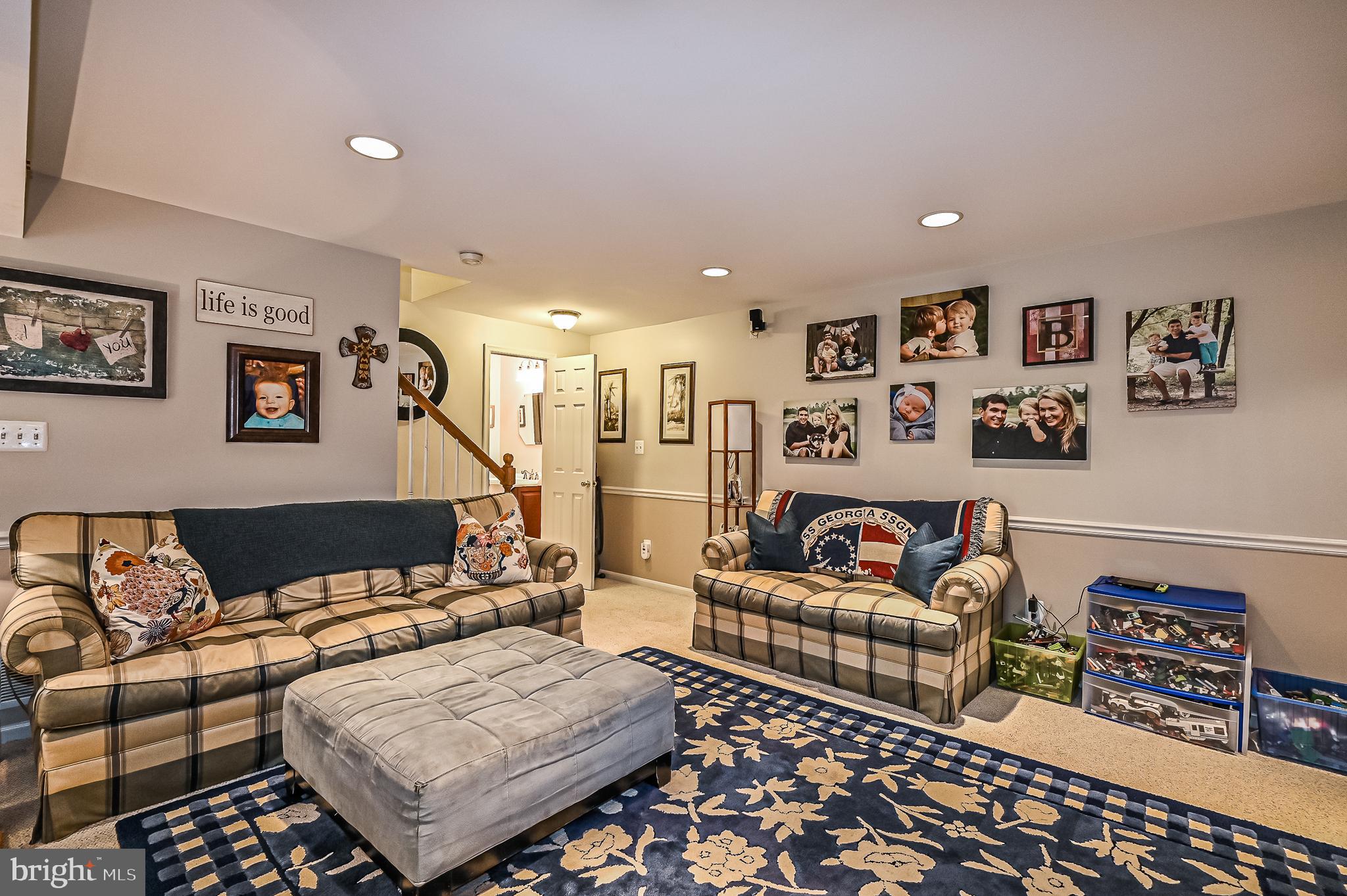 CROSSPOINTE - Residential