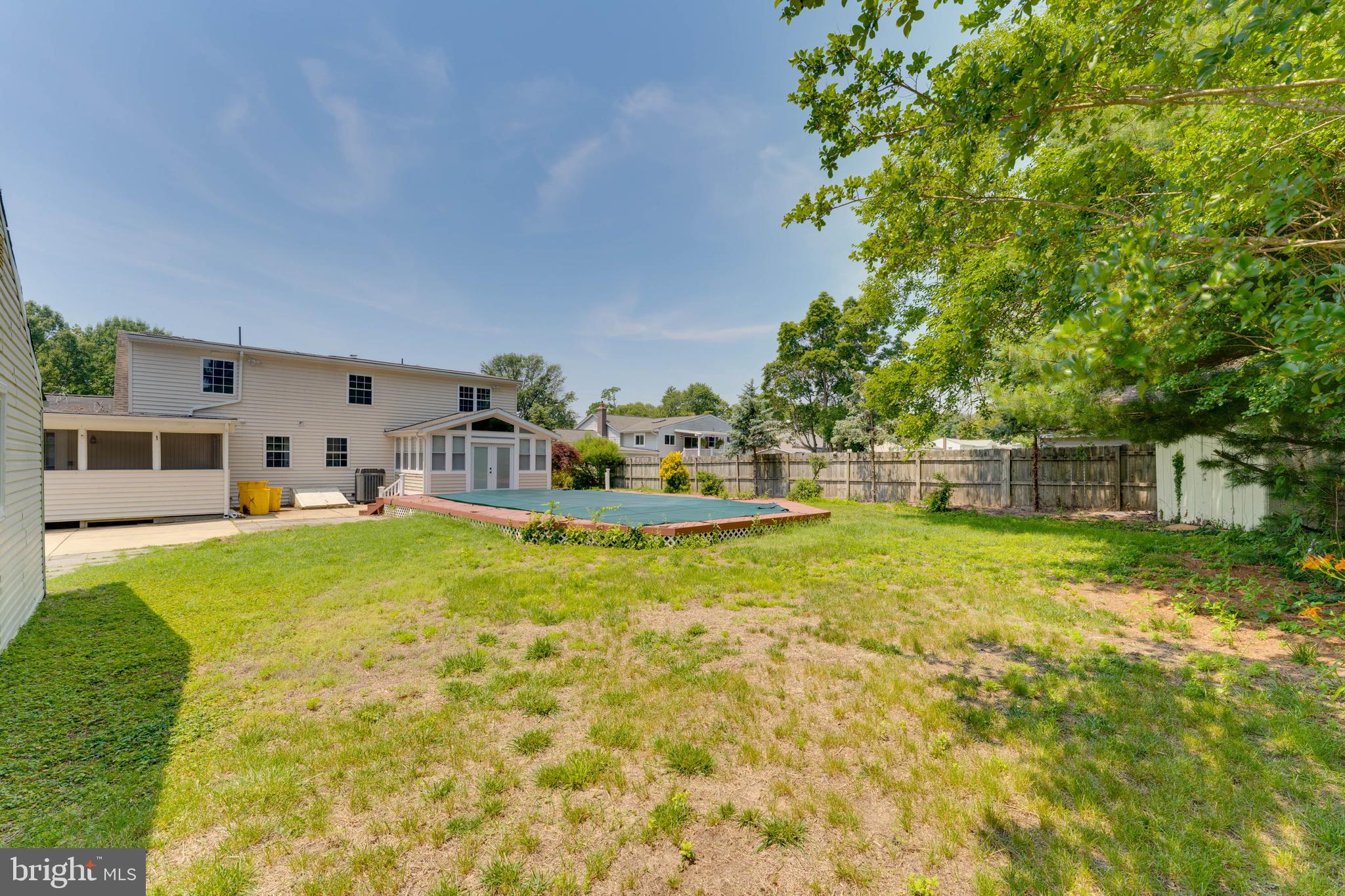 1216 FARMVIEW ROAD