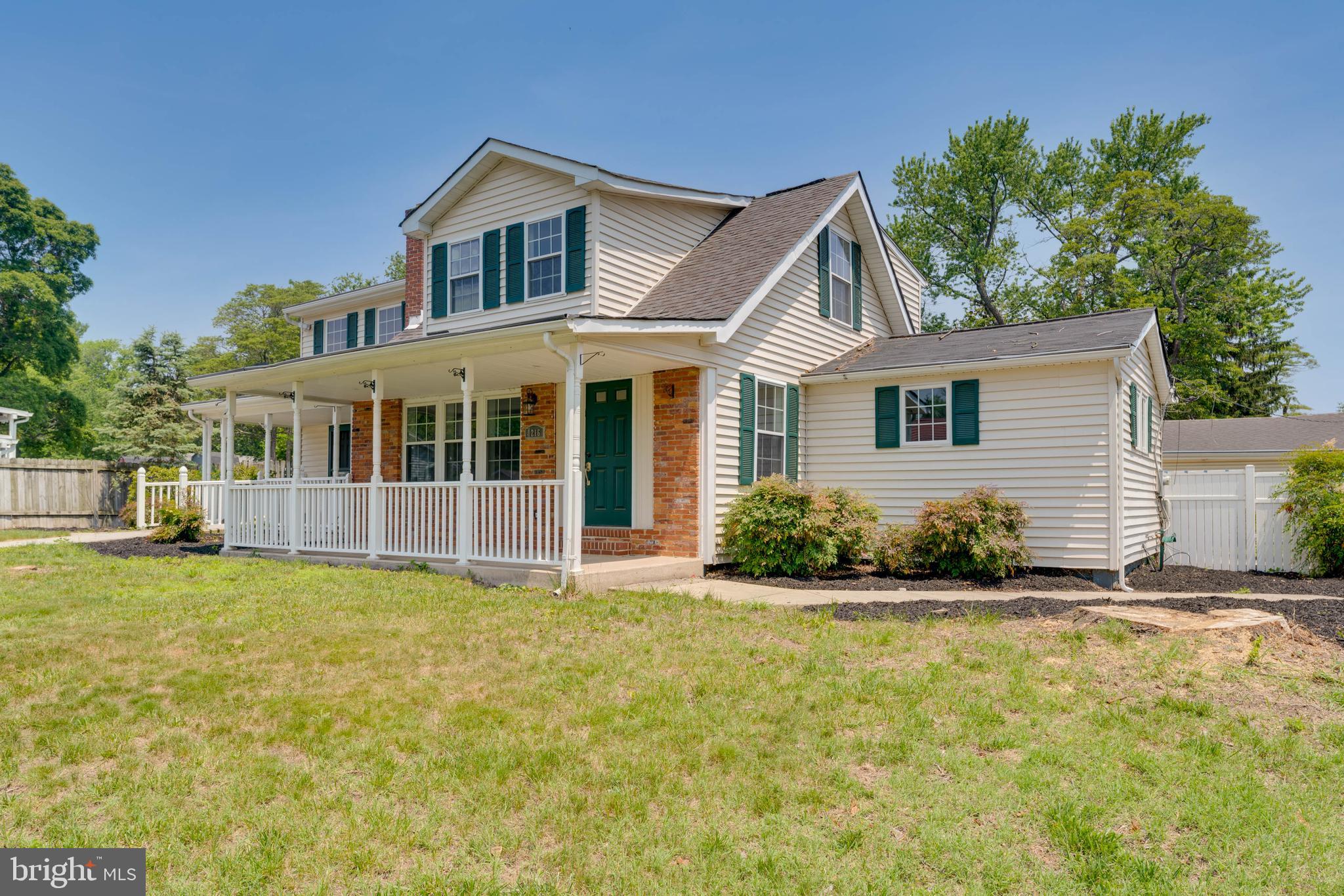 1216 FARMVIEW ROAD