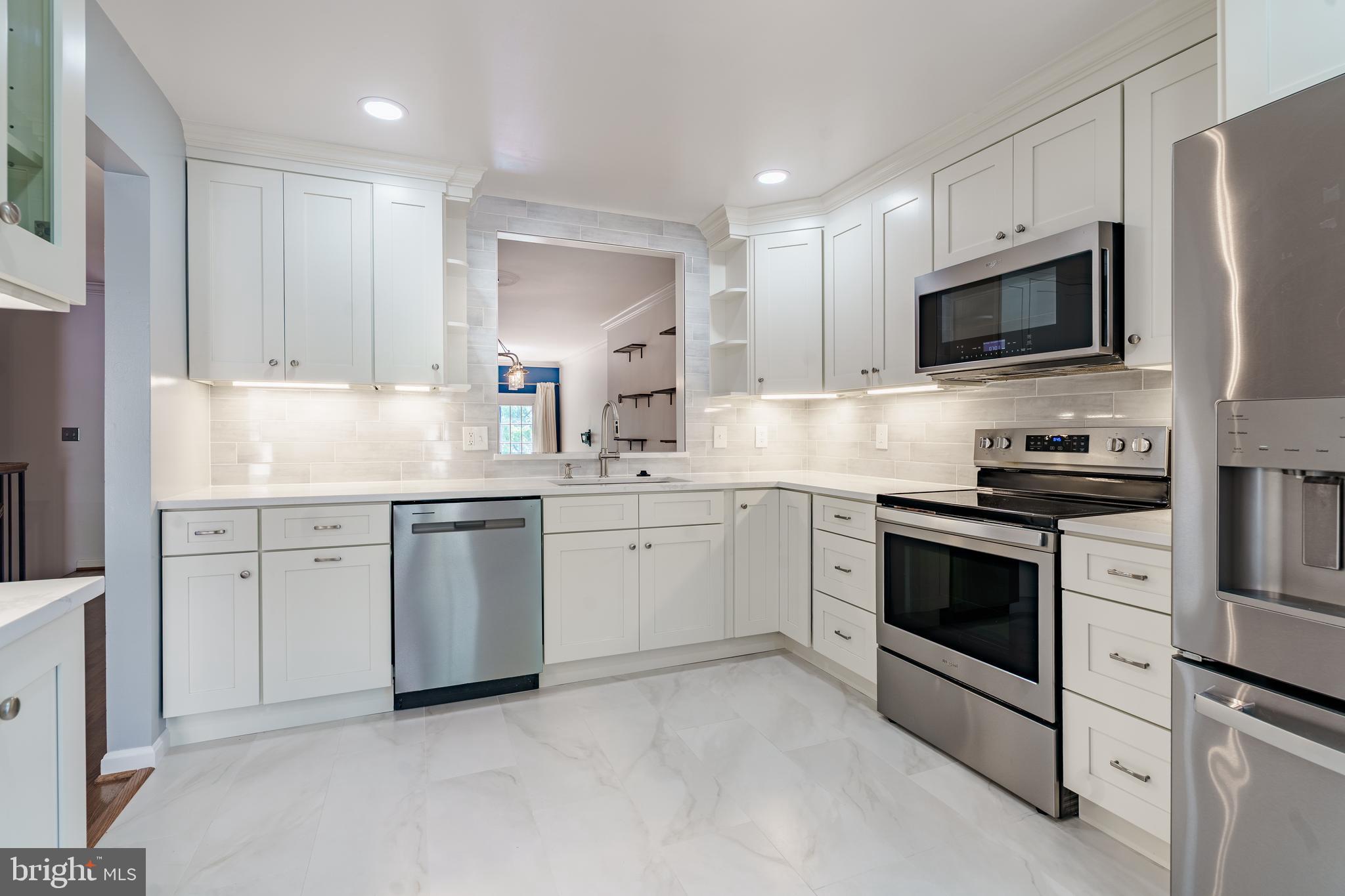 BRIGADOON - Residential Lease