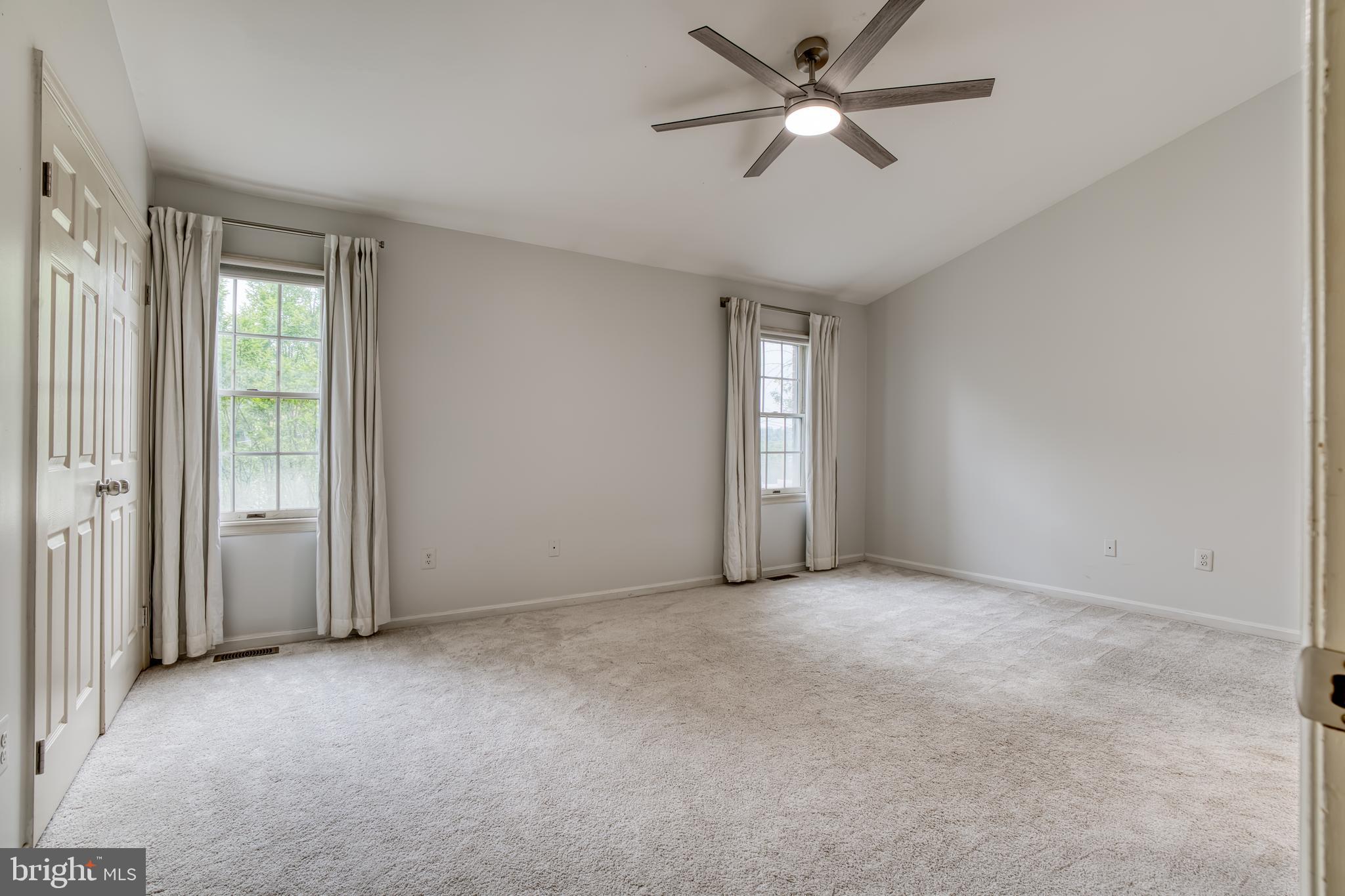 BRIGADOON - Residential Lease