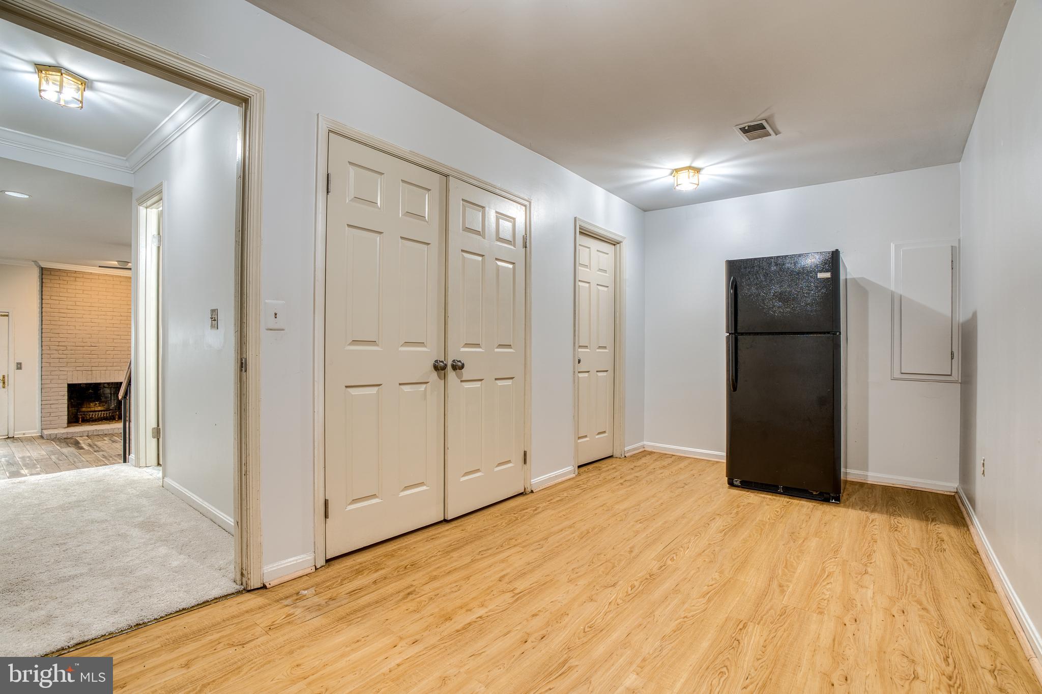 BRIGADOON - Residential Lease