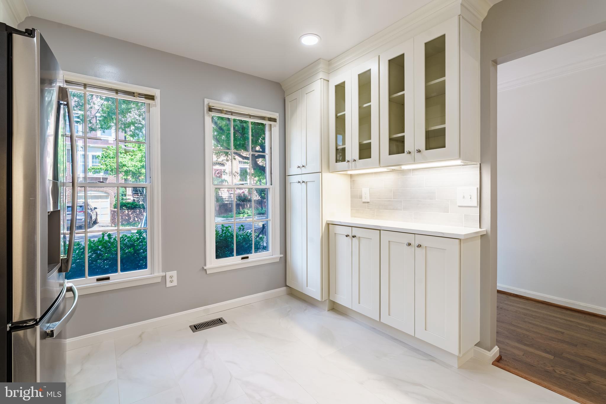 BRIGADOON - Residential Lease