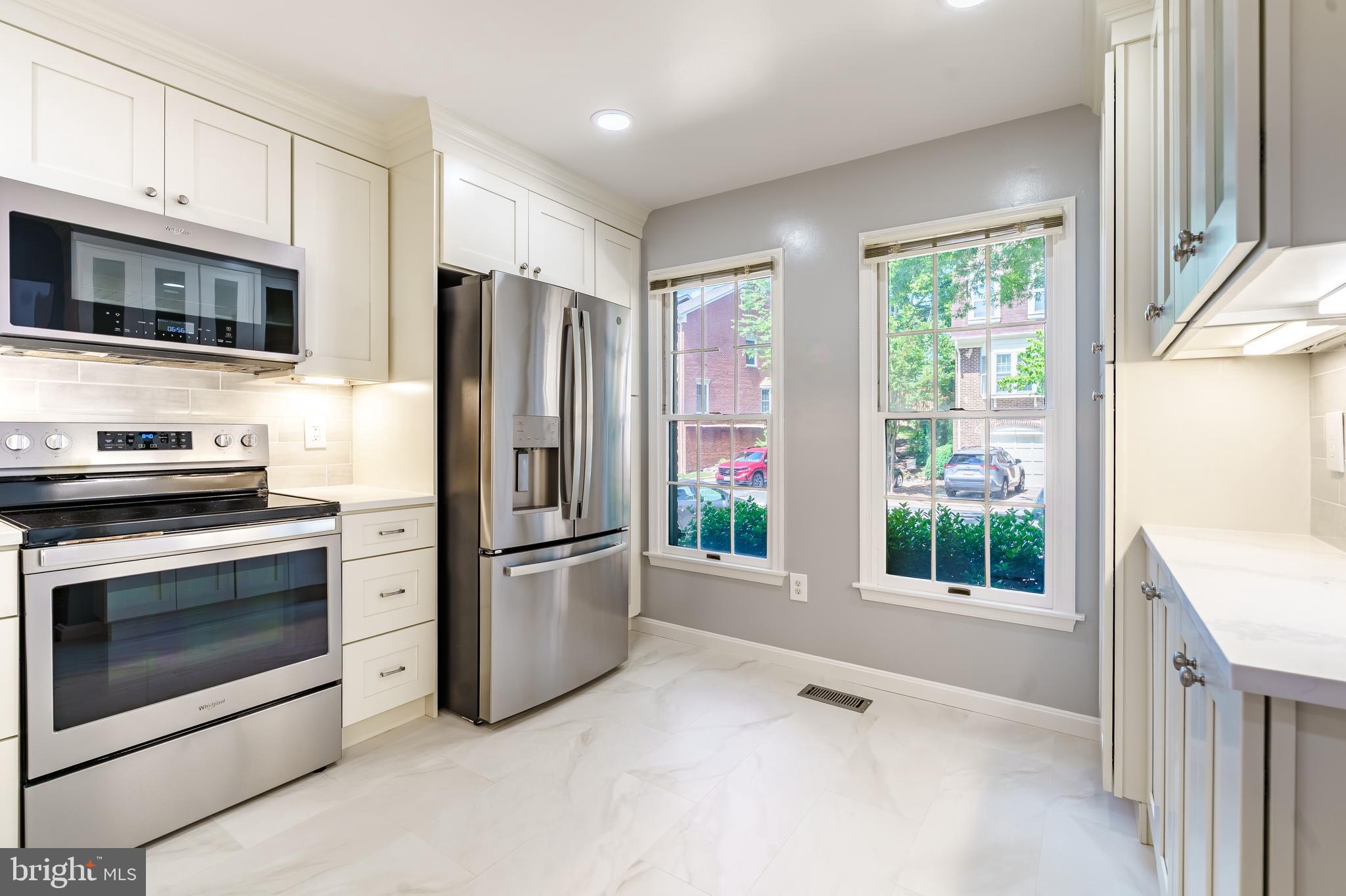 BRIGADOON - Residential Lease