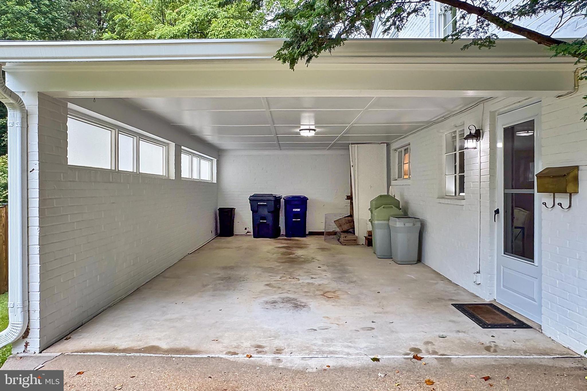 RAVENWOOD PARK - Residential