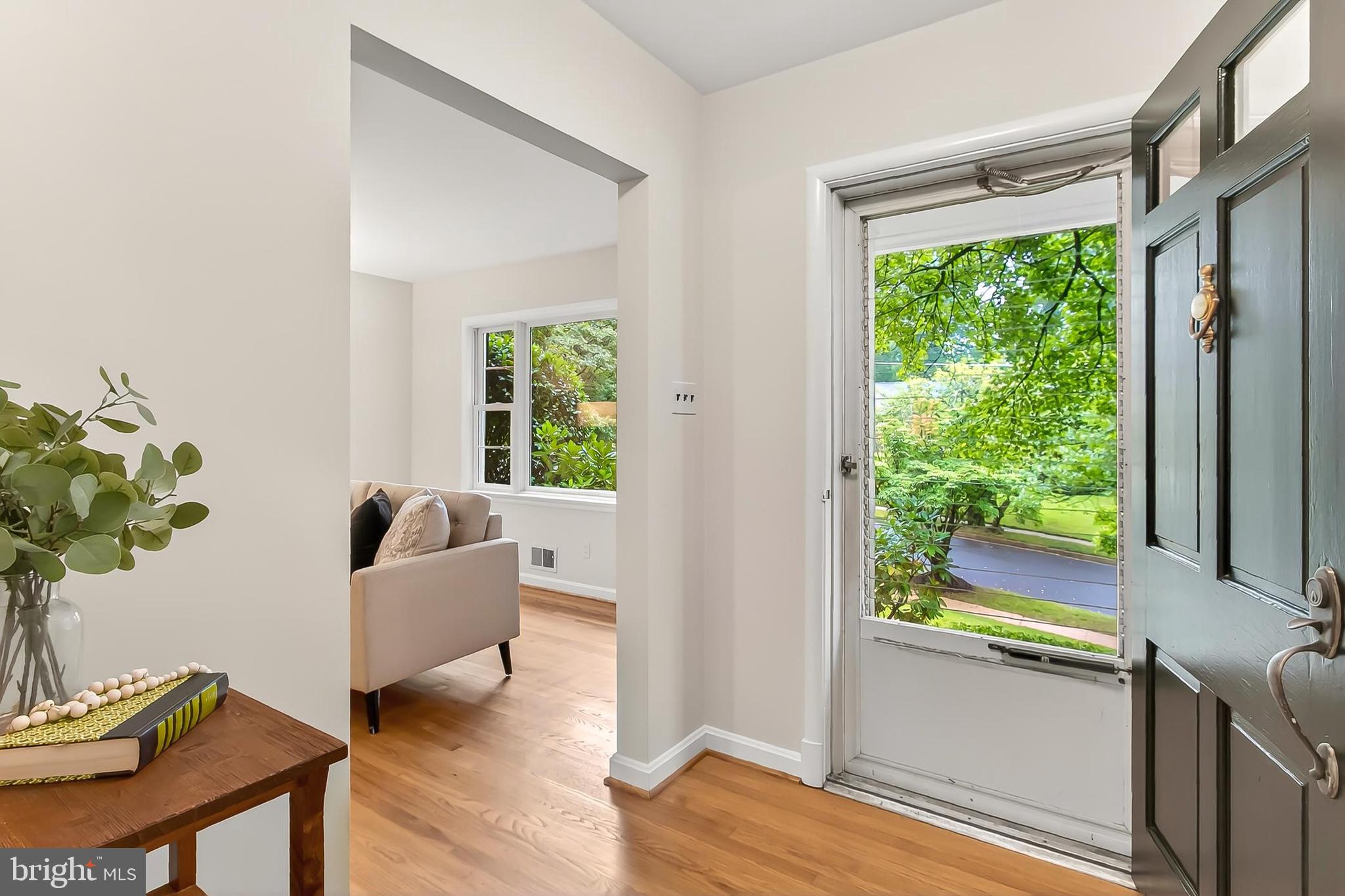 RAVENWOOD PARK - Residential